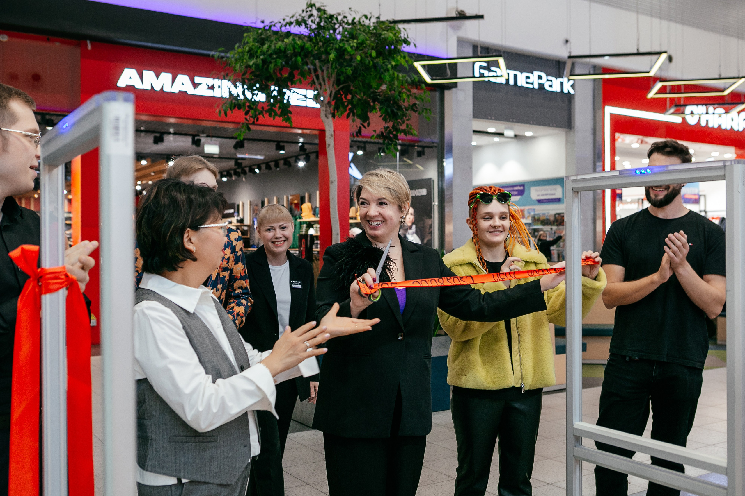 Открытие магазина SAVAGE. Контент фотограф, съемка для маркетплейсов, фуд съемка и репортажи в Новосибирске Ралия Галеева