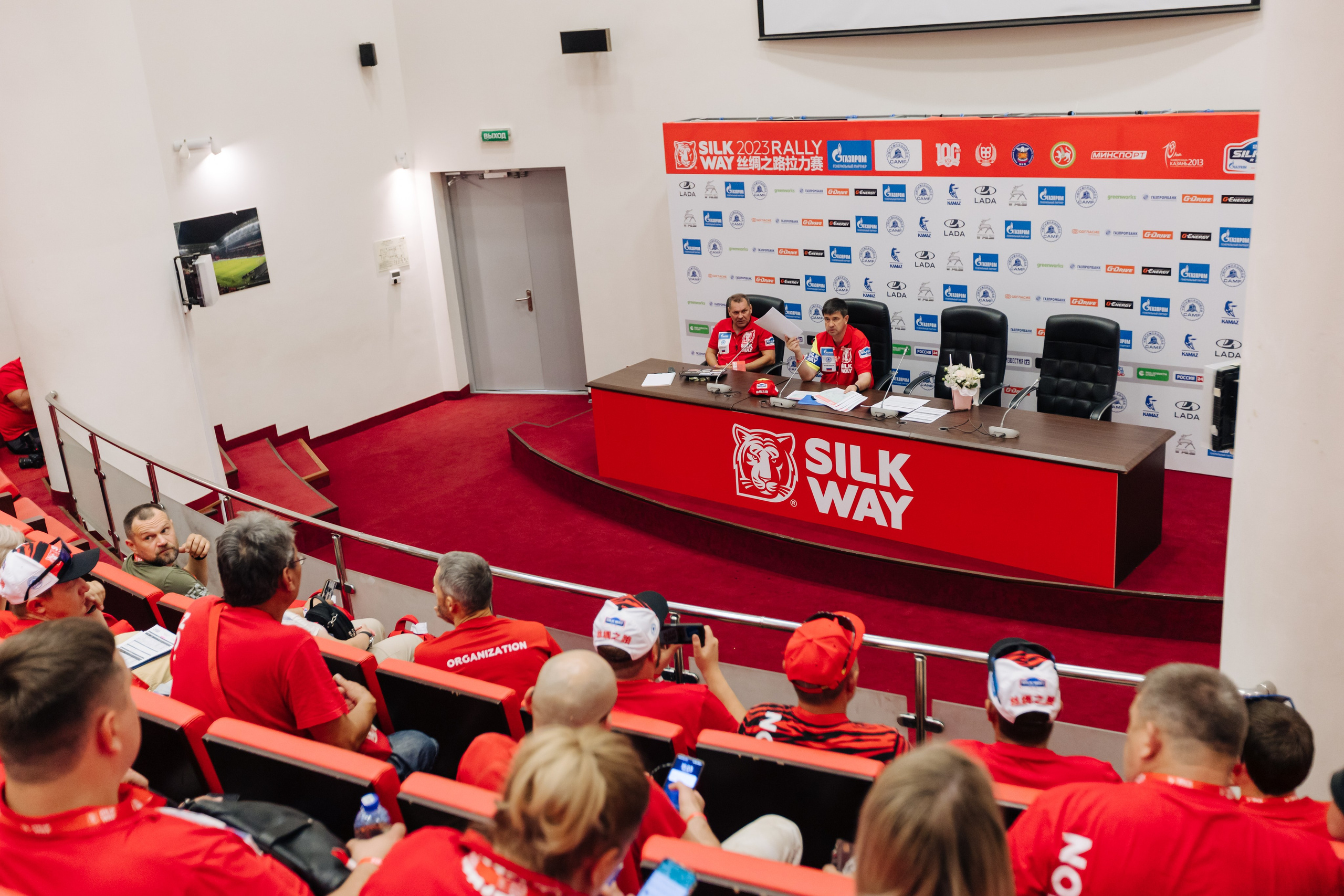 РЕКЛАМНЫЕ КОНСТРУКЦИИ И ЗАСТРОЙКИ. Портфолио