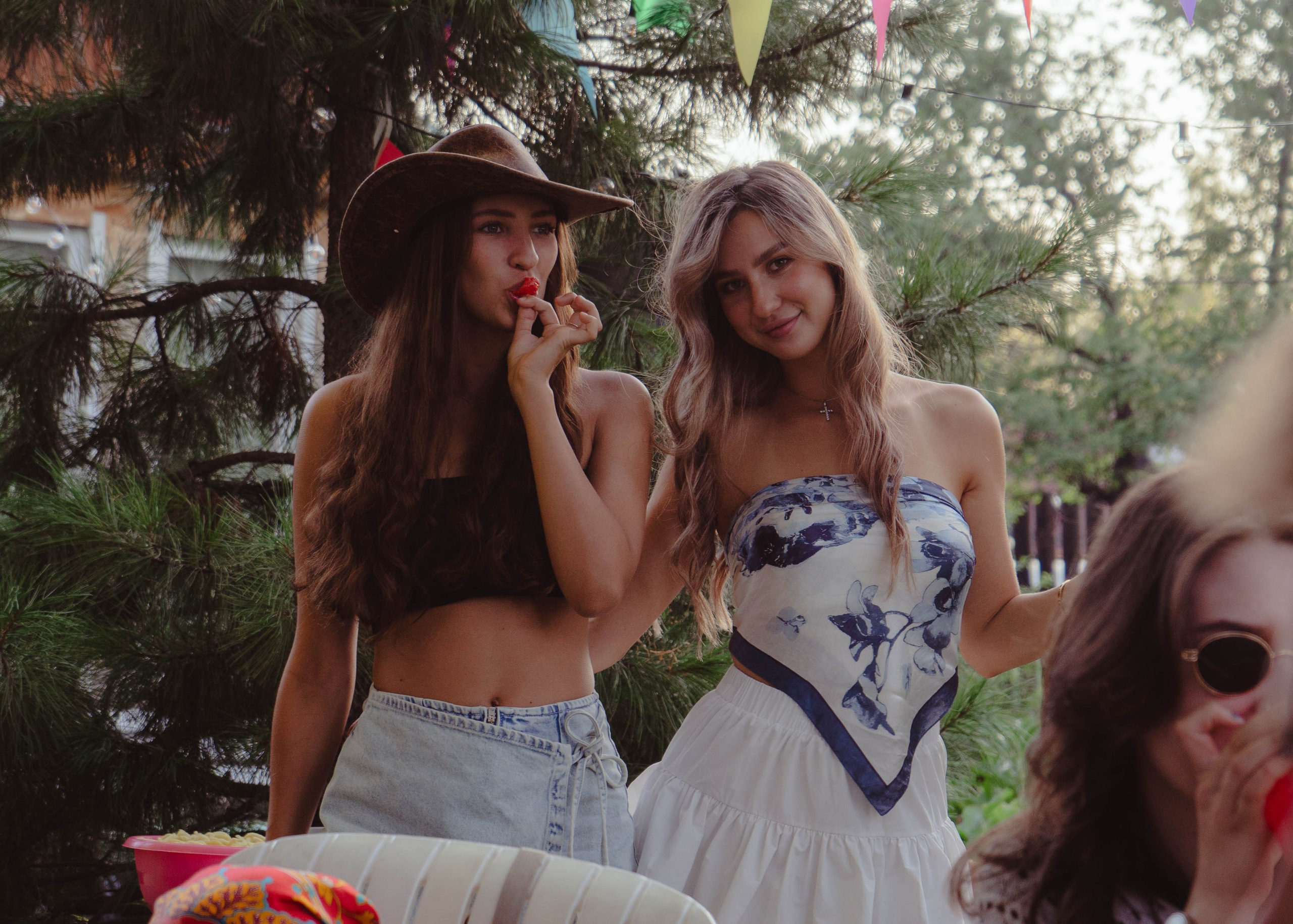 Гавайская вечеринка. Кир Анисин. Режиссер & фотограф