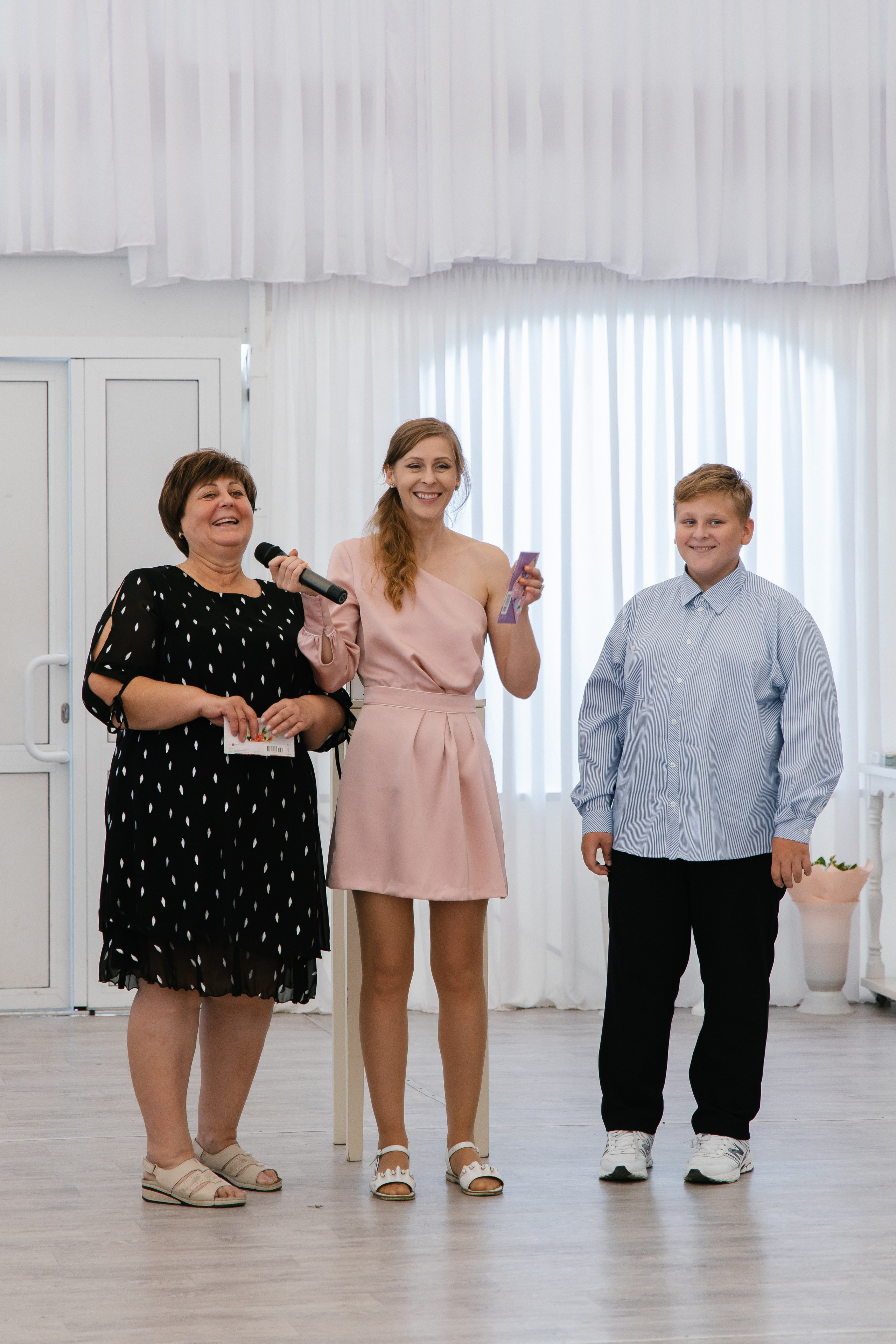 Ксения и Антон (полный день). Фотограф в Барнауле Юлия Садвокасова