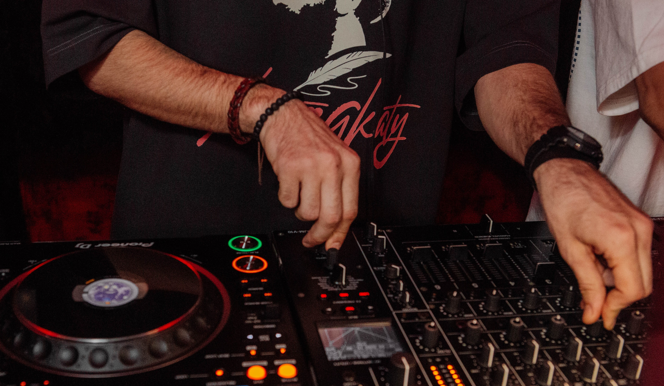 TREFF8. Репортажный фотограф Москва (детские праздники, квизы, концерты, дни рождения, свадьбы)