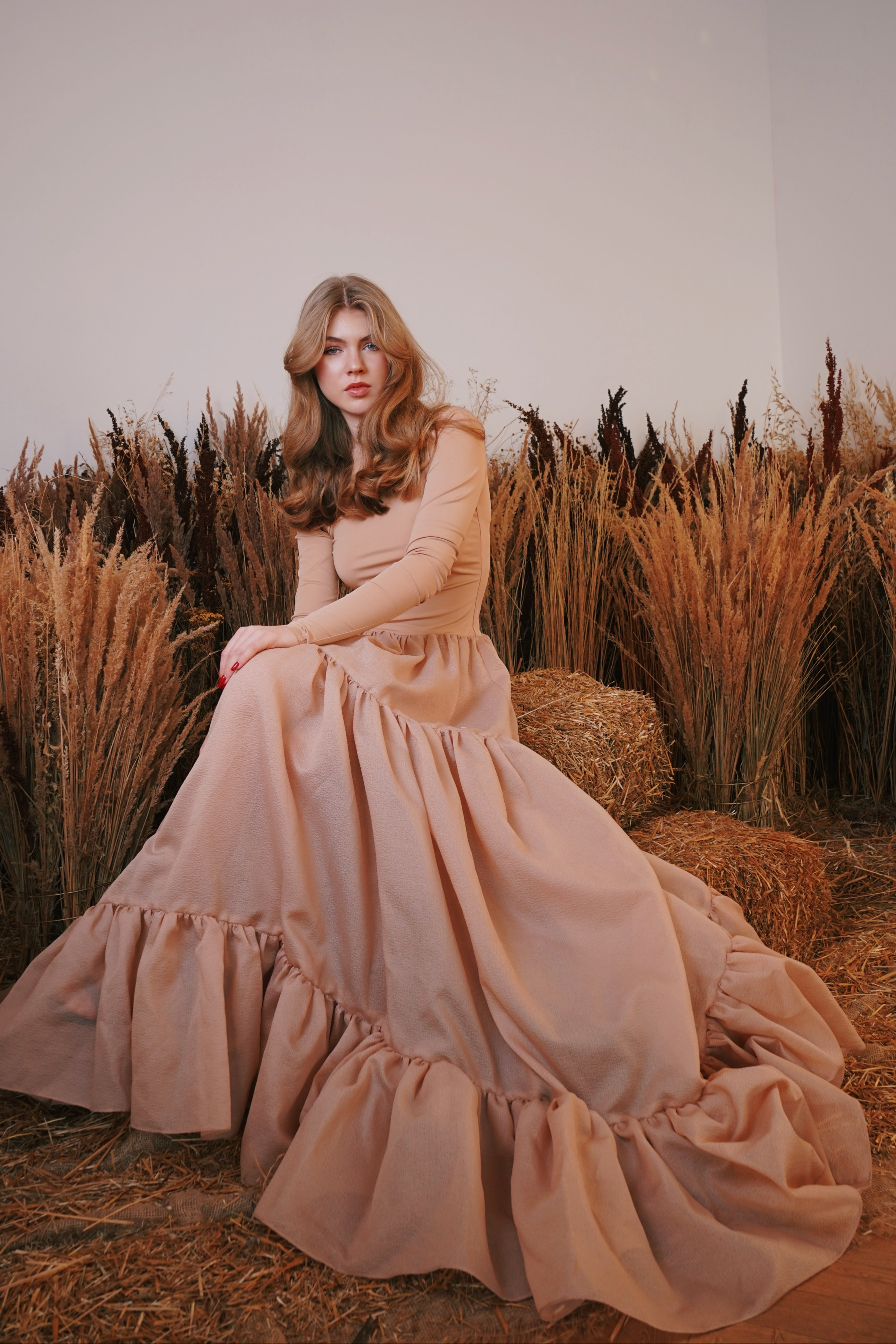 София, студия. Женский фотограф в Москве Уварова Анастасия