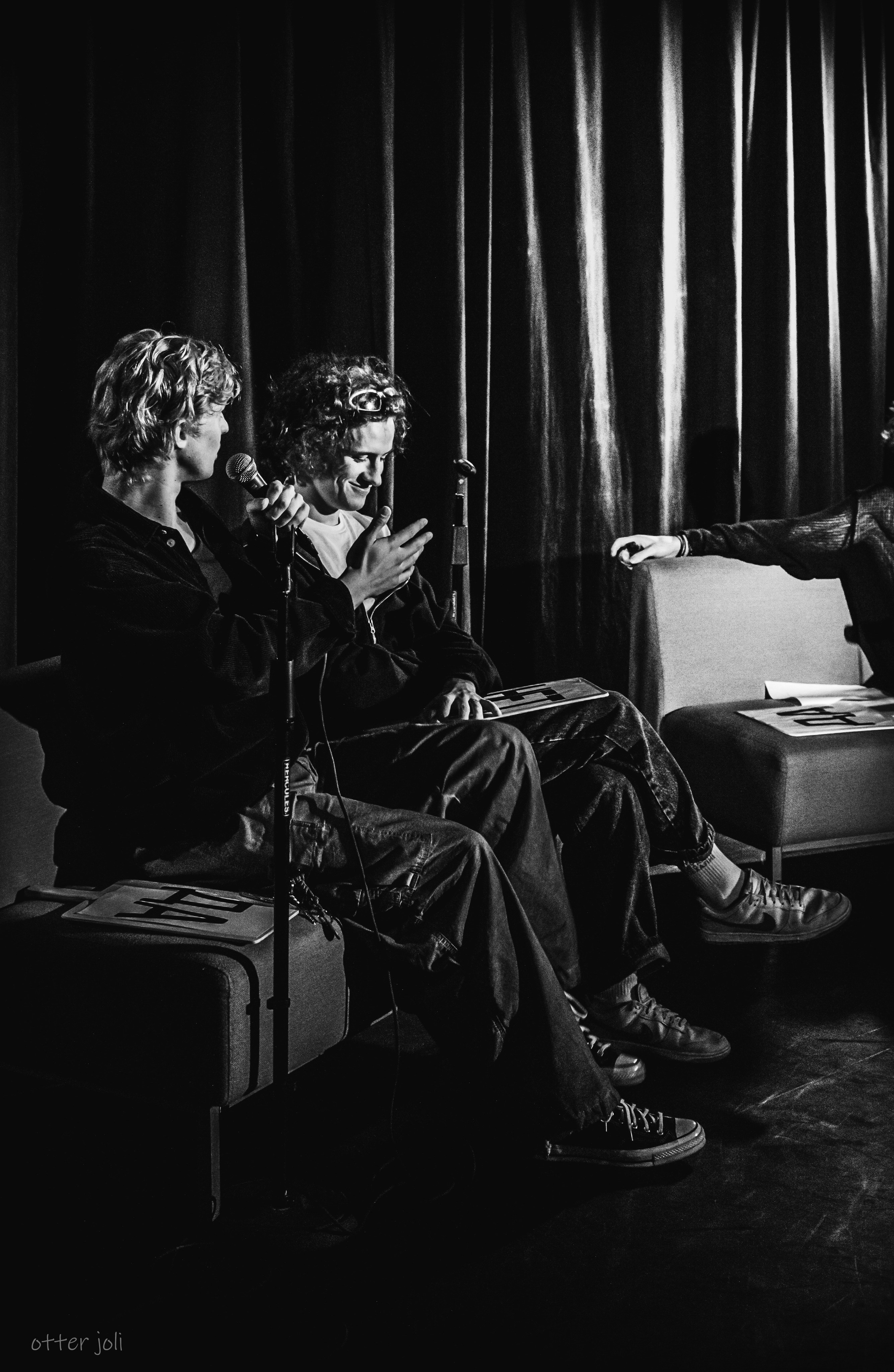 Квартирник «За пределами сюжета» | OFF-театр. Концертный репортёр Валерия Сафина