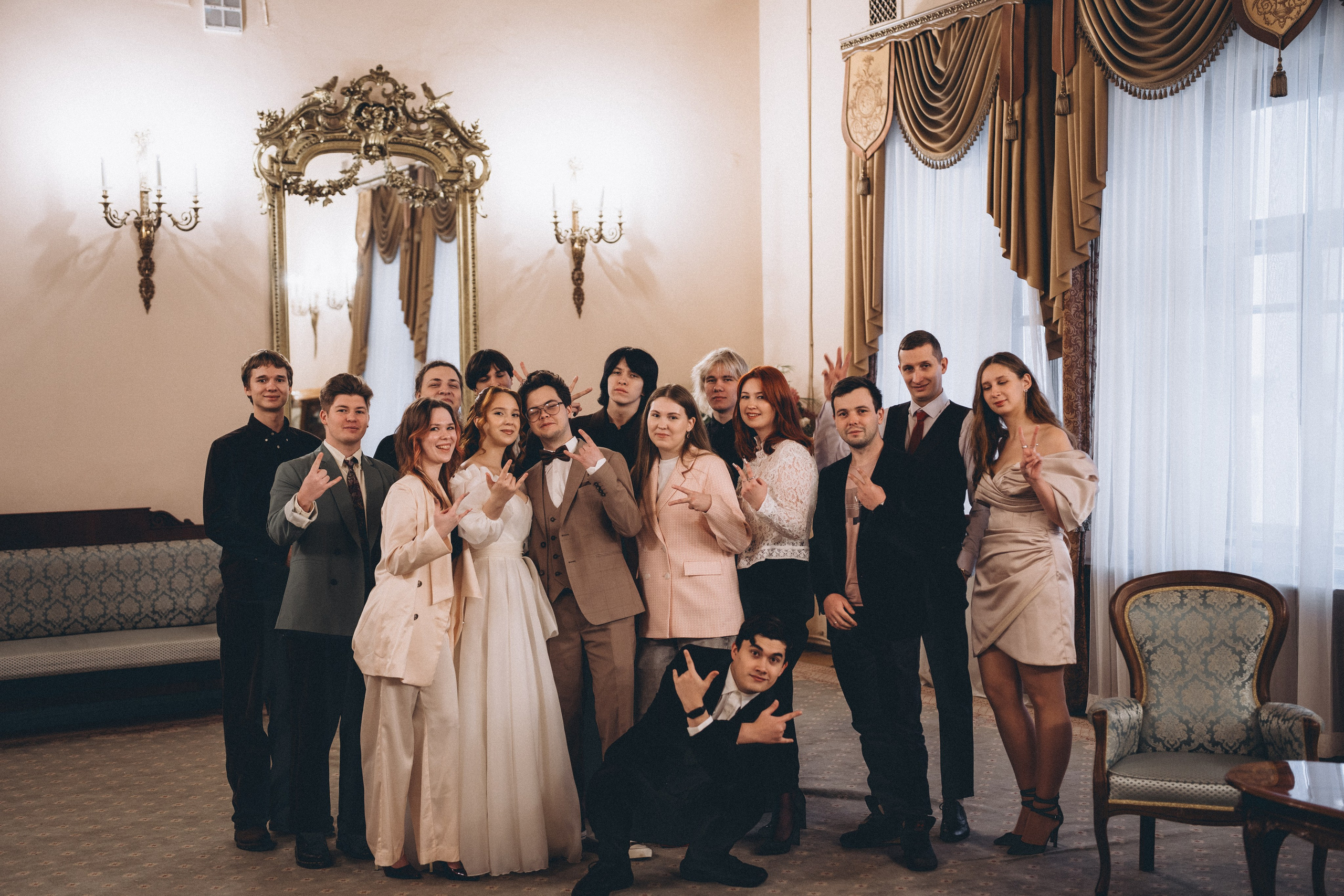 СВАДЕБНАЯ СЬЕМКА ВО ВТОРОМ ДВОРЦЕ С ГОСТЯМИ И ПРОГУЛКА В ТАВРИЧЕСКОМ САДУ. Профессиональный фотограф, Санкт-Петербург — Виктория Богомолова