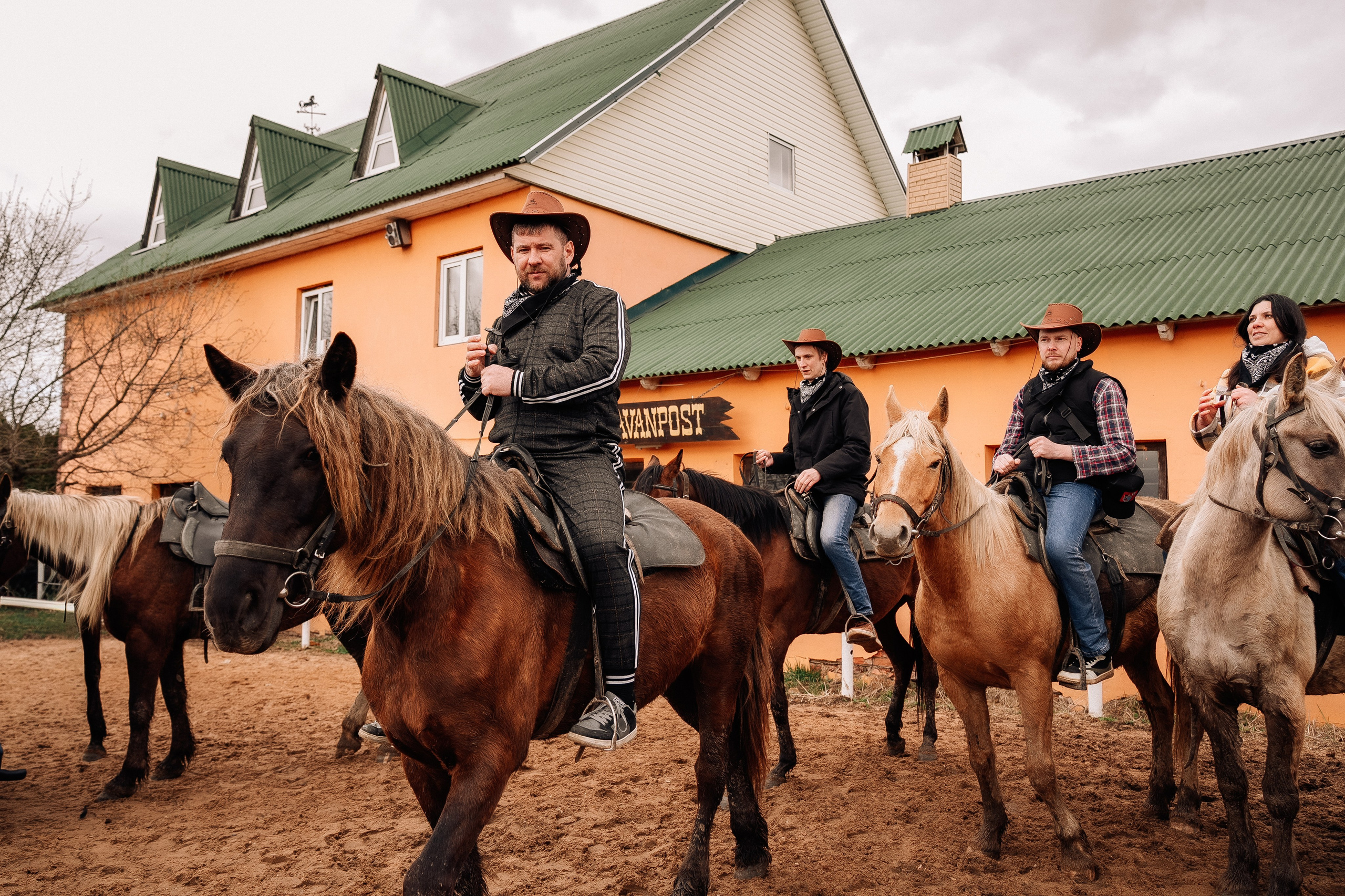 Фотосъемка мероприятия в ранчо Аванпост. Свадебный и семейный фотограф в Москве и МО Геннадий Туманцев