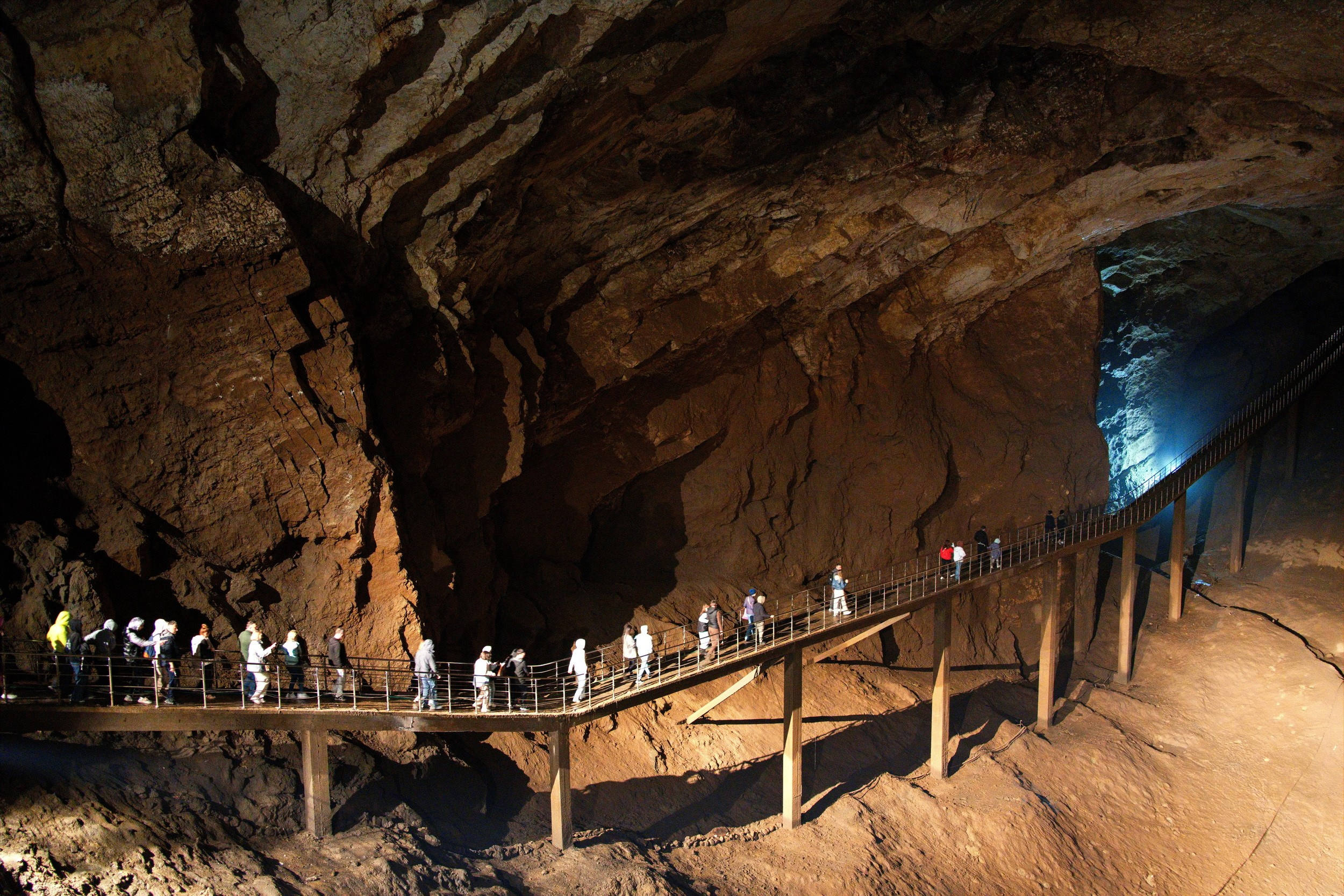 Новоафонская пещера.