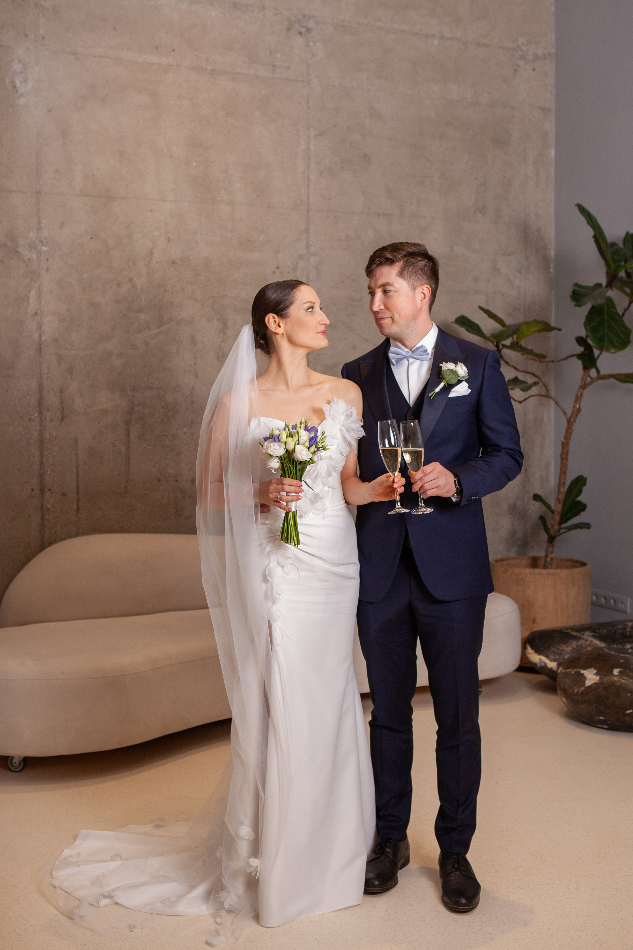 Фотосессия жениха и невесты в шипиловском загсе. Фотограф Ольга Ефремова