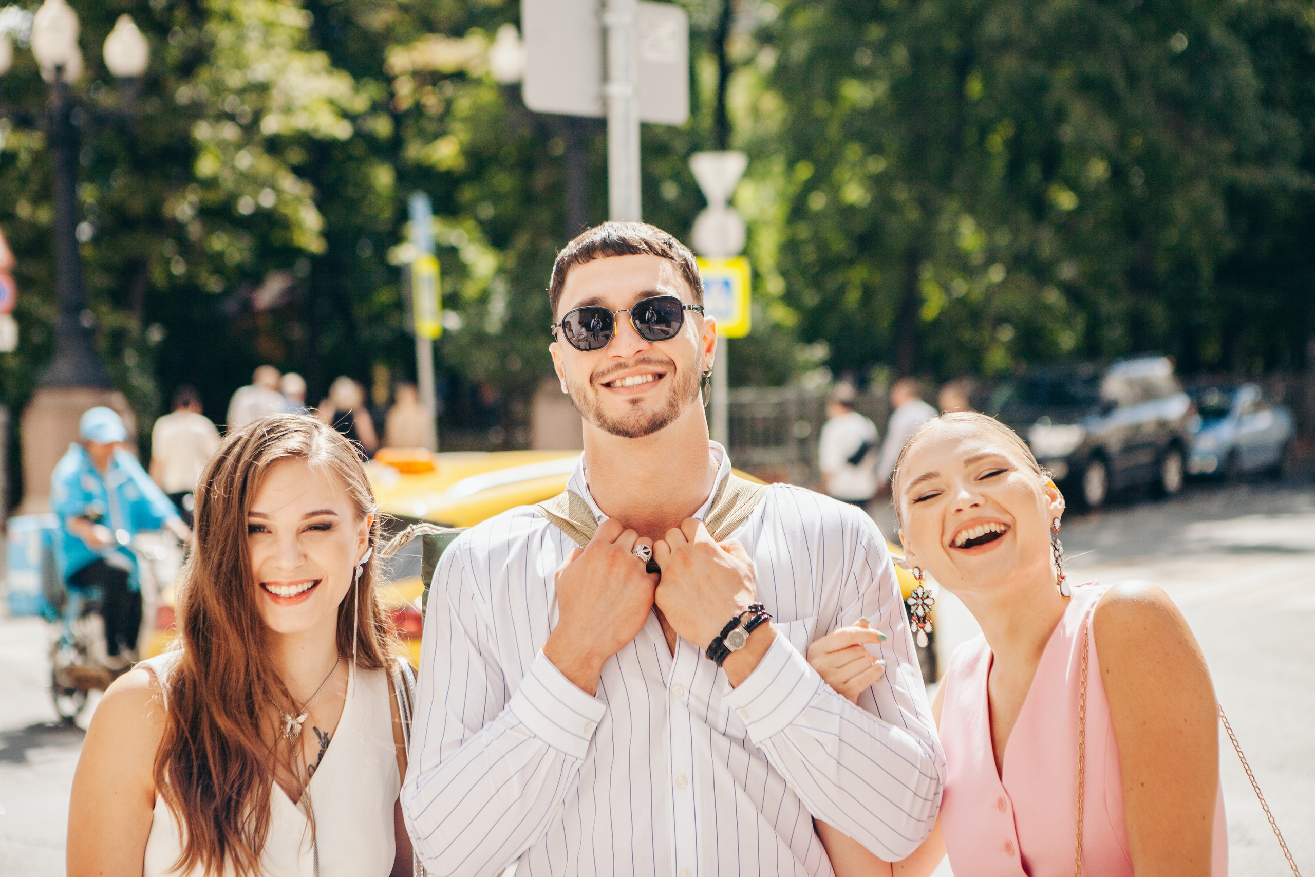 Свадебная фотосессия в отеле hartwell hotel и на патриарших прудах. Фотограф Ольга Ефремова