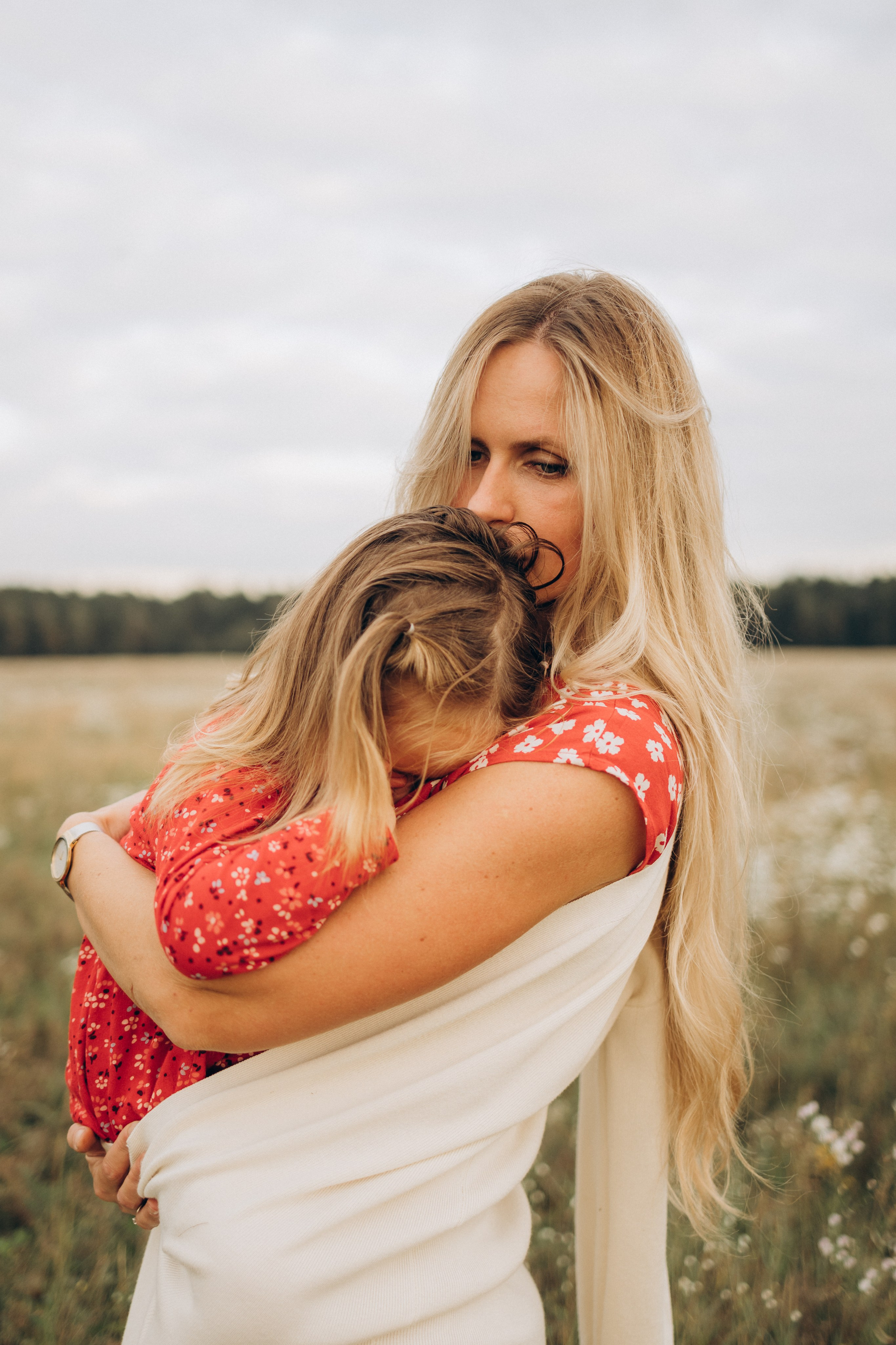 Мама и дочка (5.09.2025) г. Жуков (Калужская обл.). Надежда Стар семейный и церковный фотограф в Жукове и Калужской области