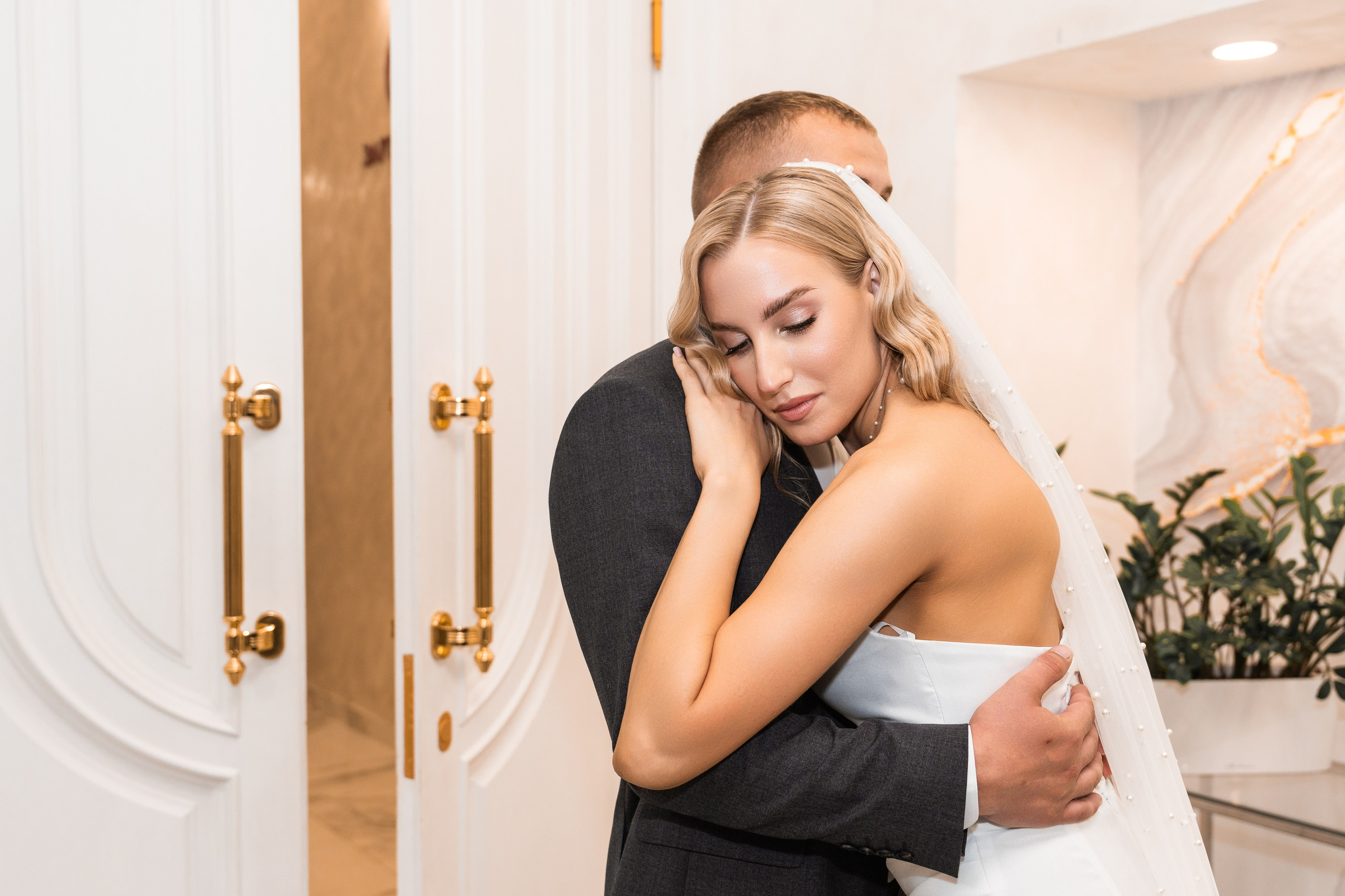 Свадебная фотосессия в Москве, регистрация в Кутузовском ЗАГСе Москва. Свадебный фотограф в Москве Анна Полушина