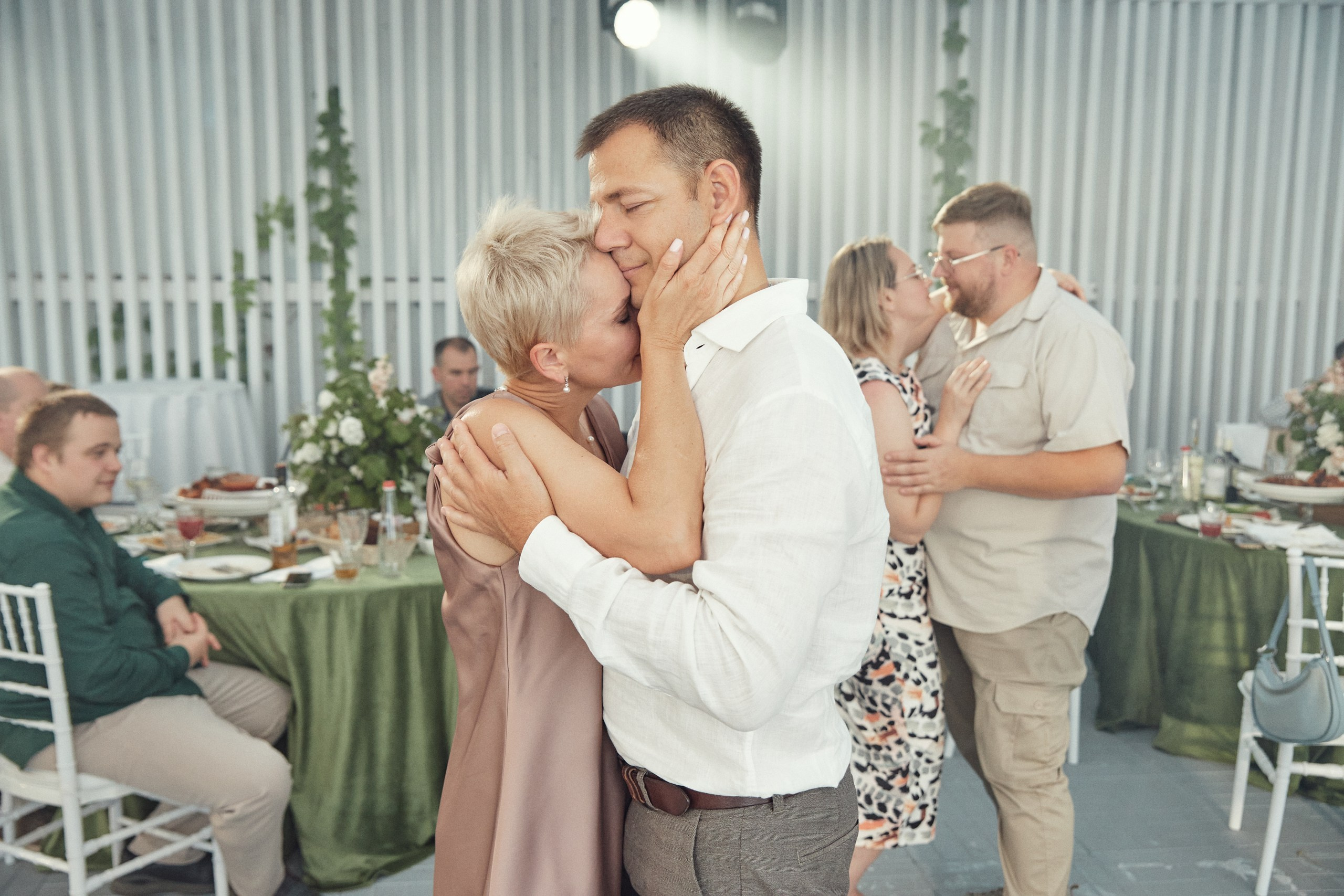 Счастье здесь. Свадебный фотограф Антон Артюшин. Работаю в Нижнем Новгороде и Москве