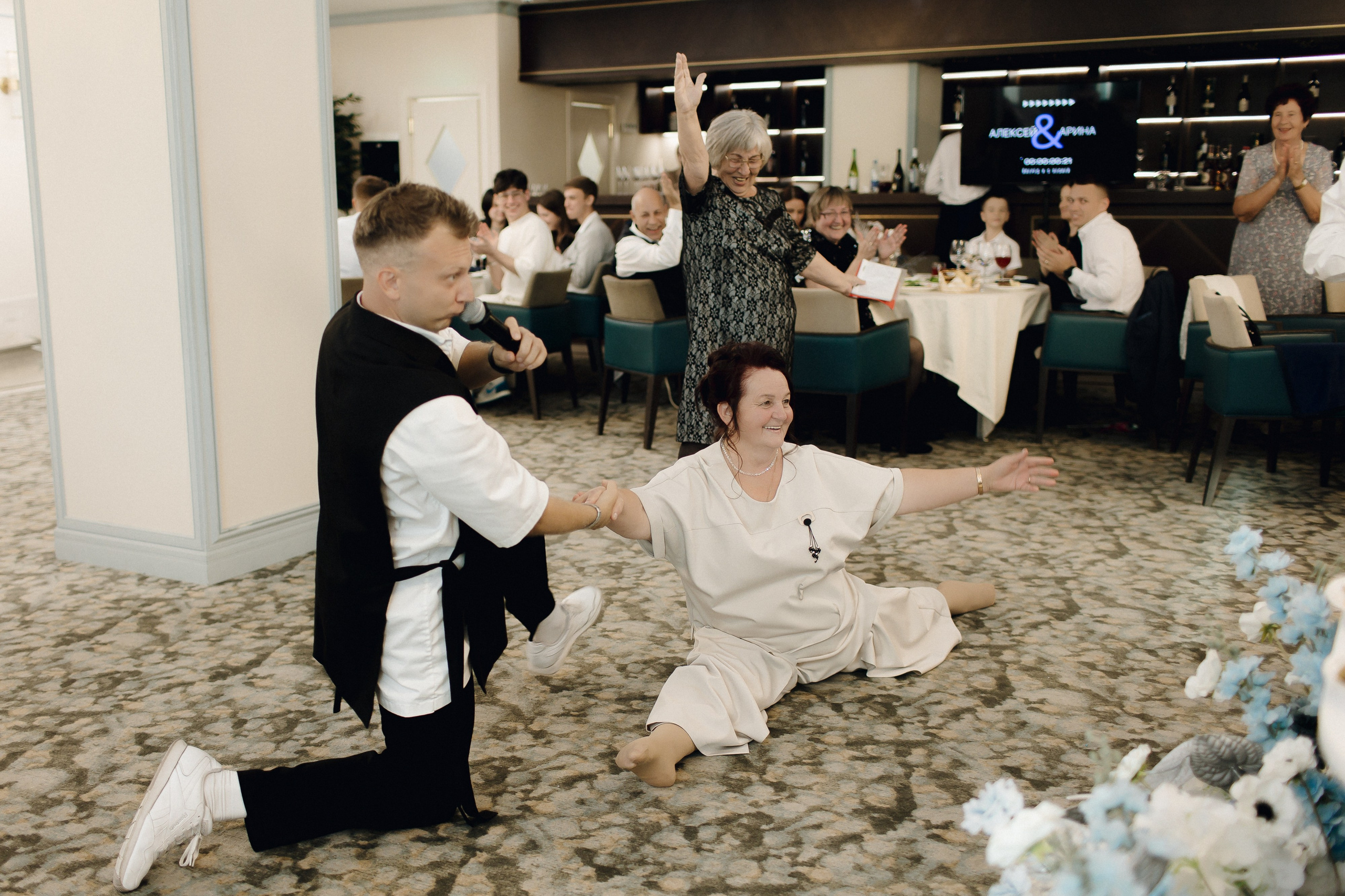 АРИНА И ЛЕША. ЧЕЛСИТИ. Свадебный и индивидуальный фотограф в Челябинске Евгения Негодяева