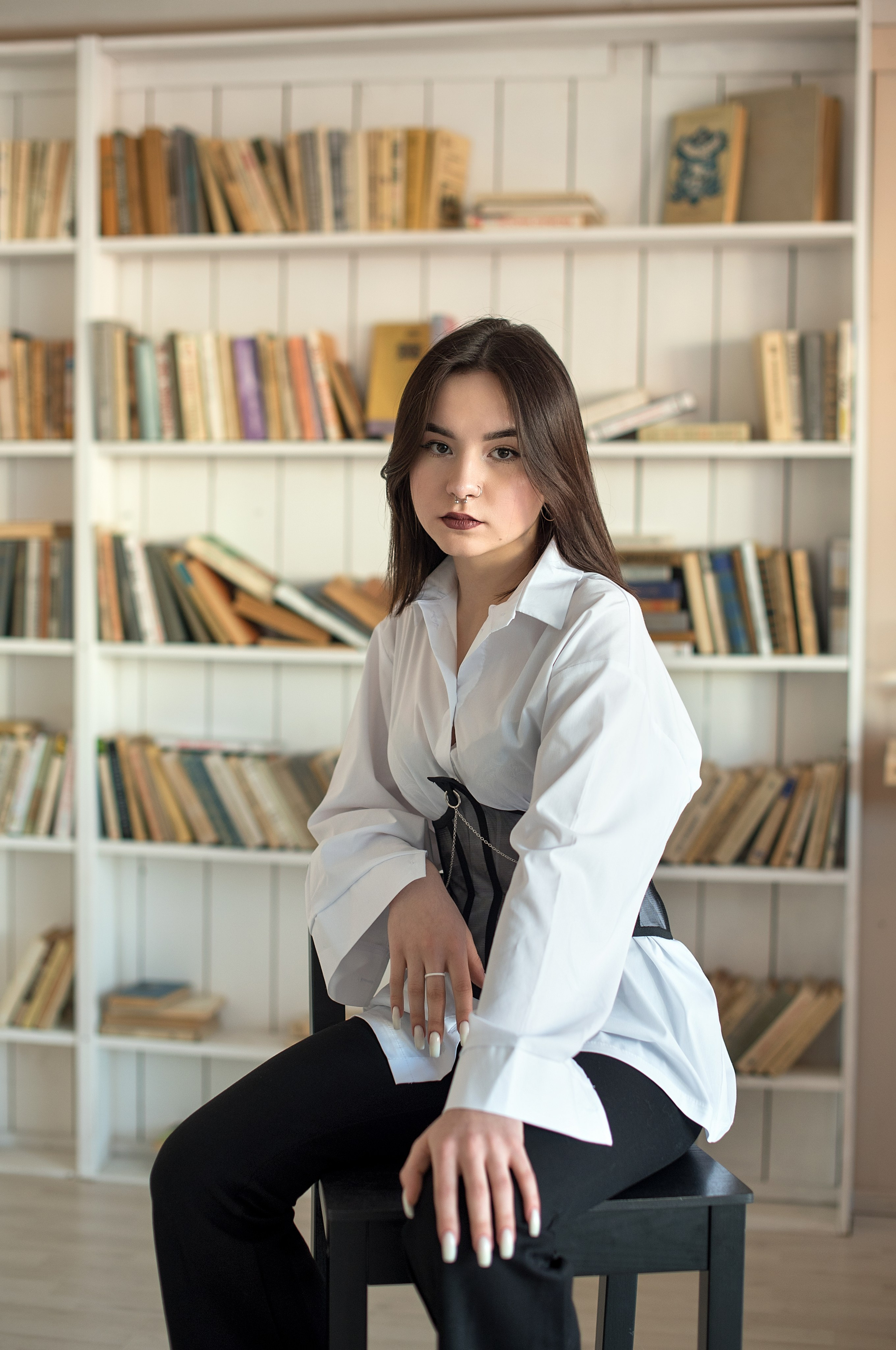 Пример съемки старшеклассников для альбома с наполнение «премиум» стиль съемки классический. Выпускные альбомы для школ и детских садов в Иваново