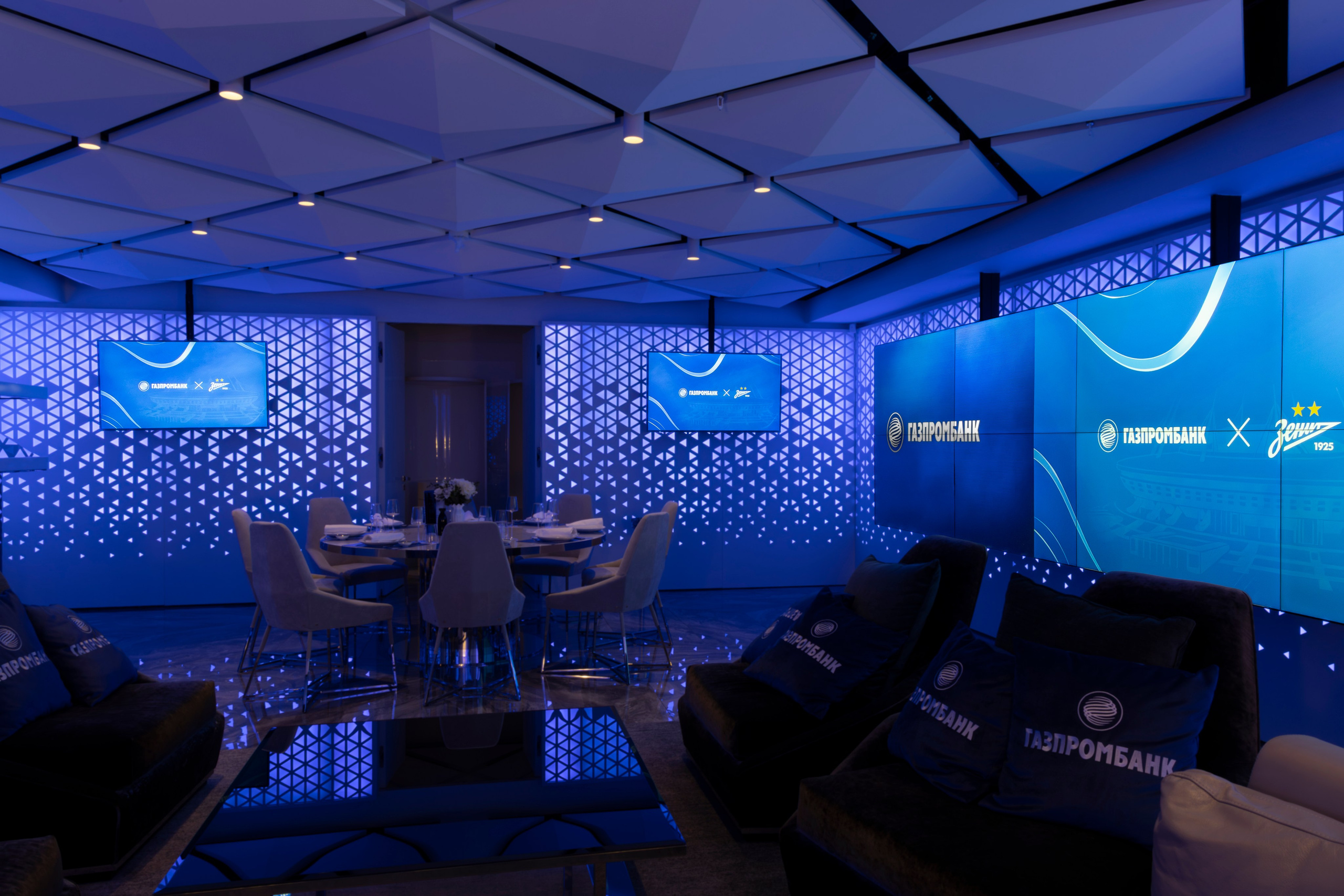 Рекламные кадры LED‑экранов и медиапериметра: контент для продвижения технологичного оборудования. Андрей Головин | Фотограф в Санкт‑Петербурге Репортаж, реклама, персональная съёмка