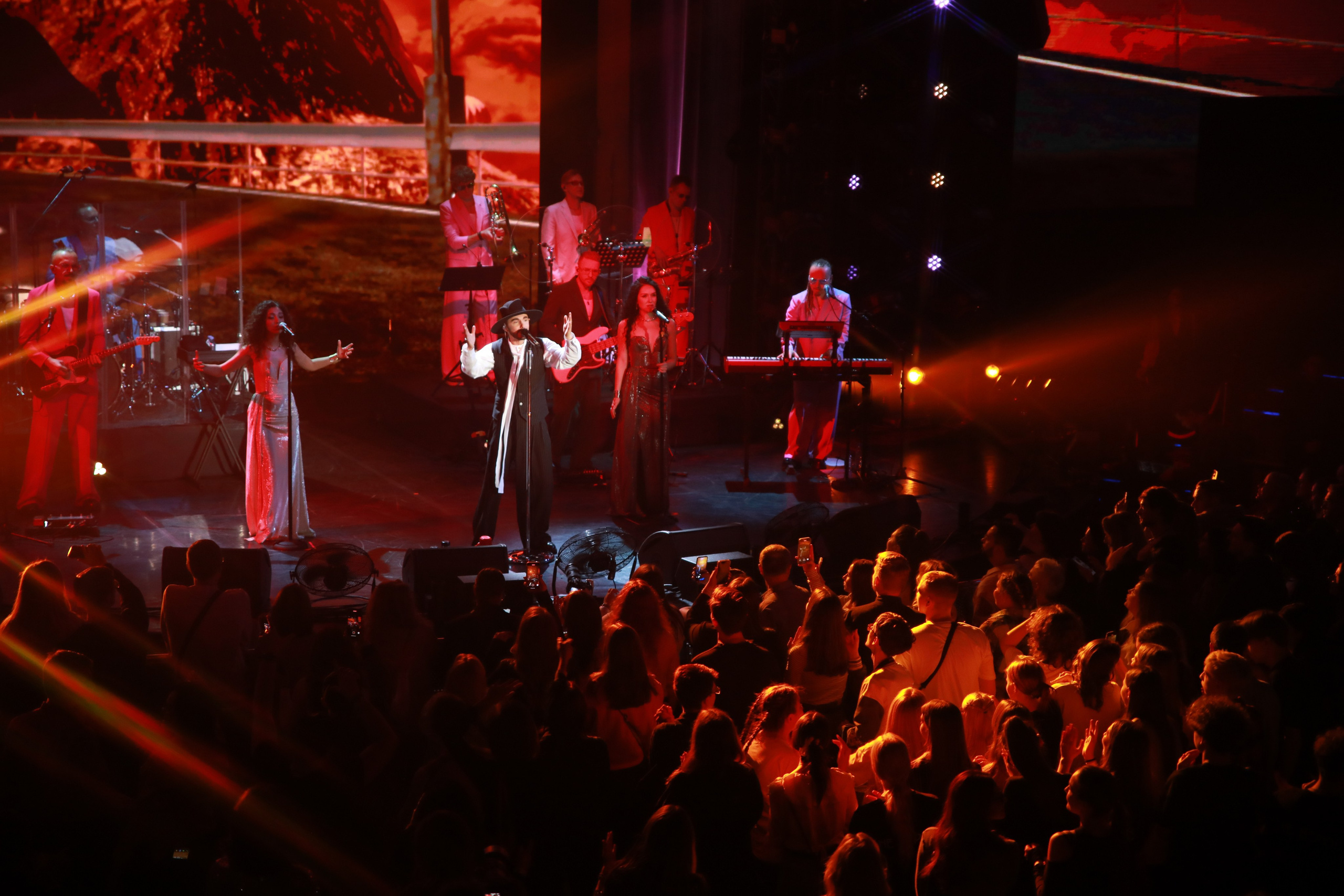 Тимур Родригез «Настроение Родригез» Vegas City Hall 30.11.24. Фотограф в Москве Яна Полосина