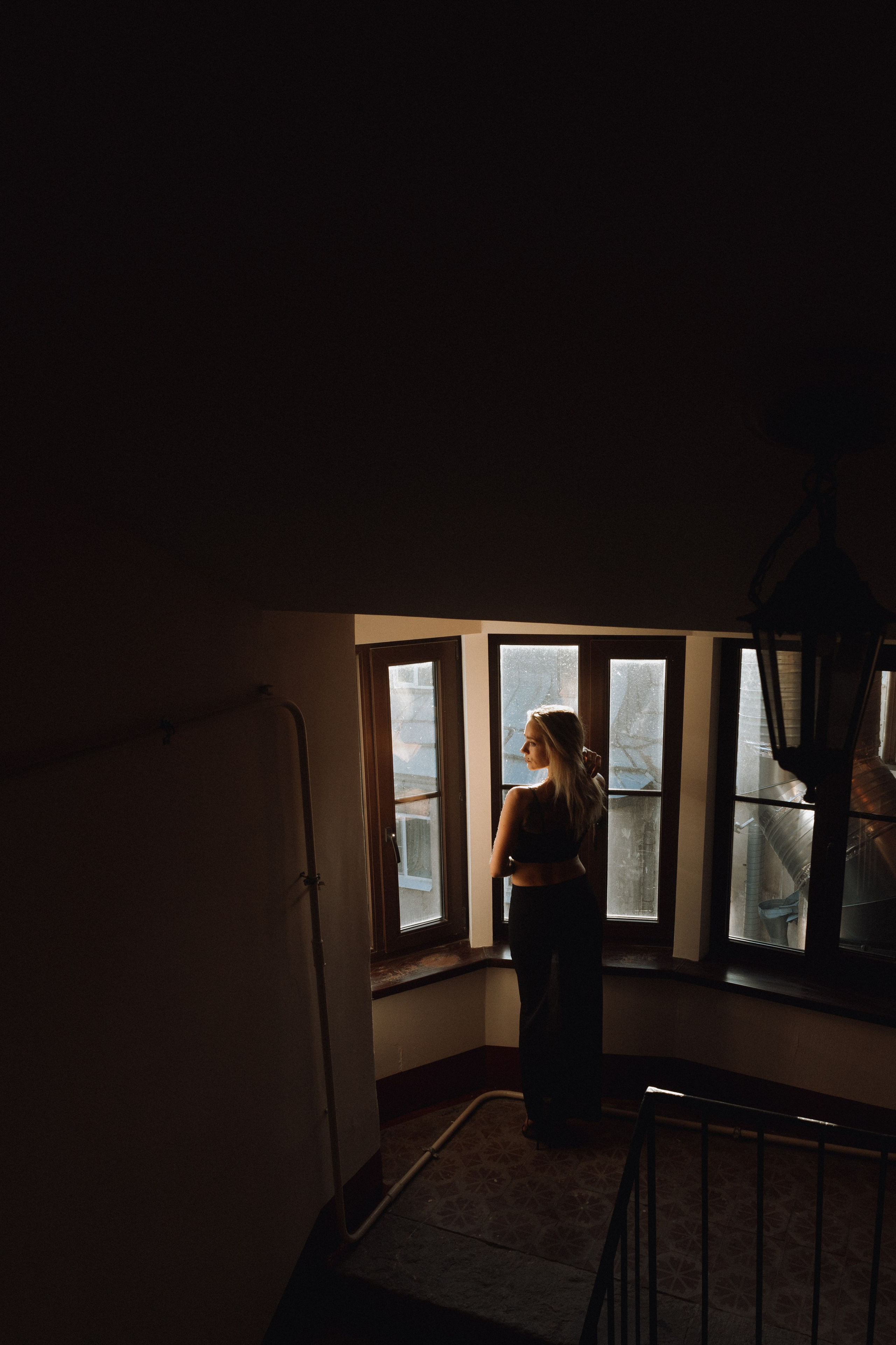 Атмосферная съемка в исторической парадной Петербурга