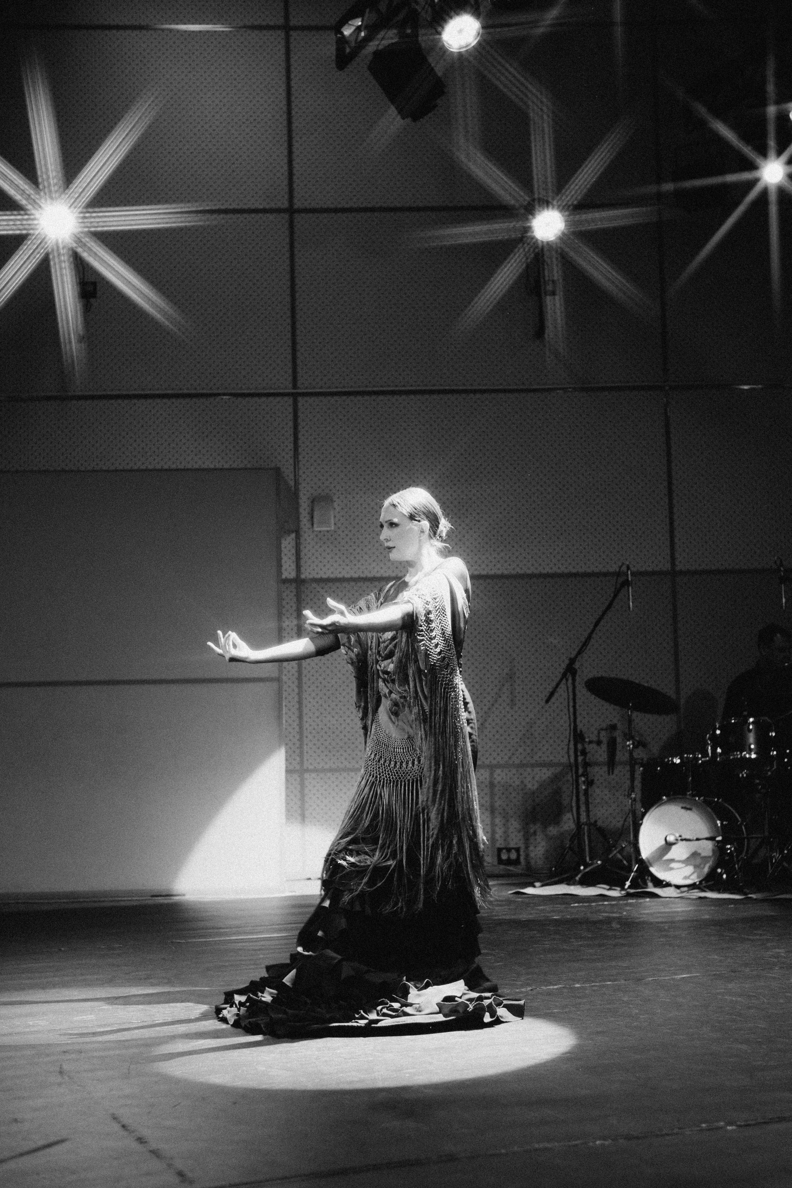 Спектакль «Mujeres» («Женщины»), студия фламенко Tierra del Sol. Анна Демидова — фотография для жизни и бизнеса в Абакане