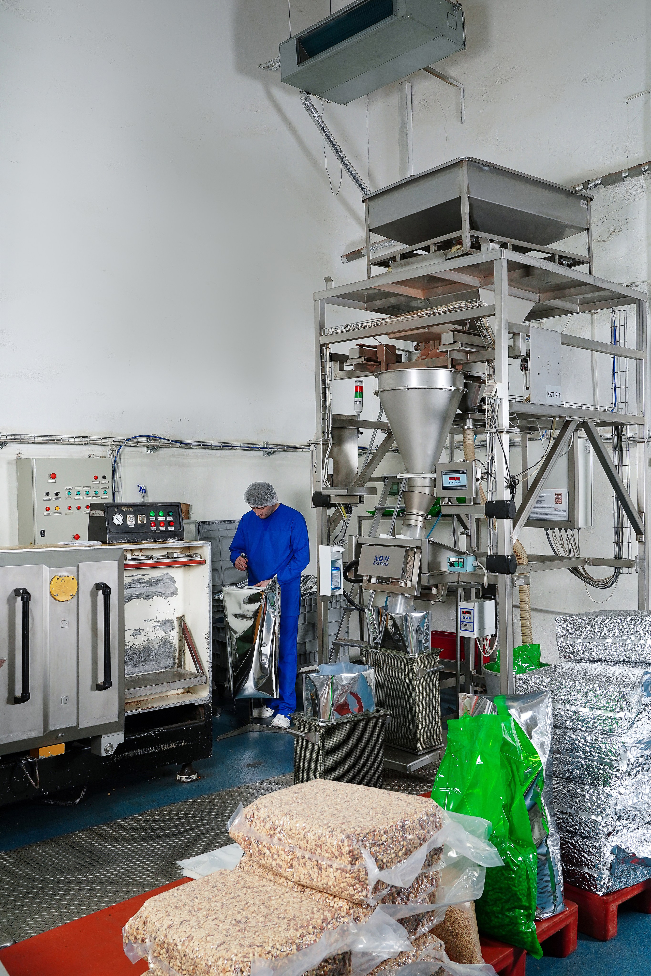 Производство, Орехпром. Контентный и свадебный фотограф в Краснодаре и Сочи Елена Плотникова