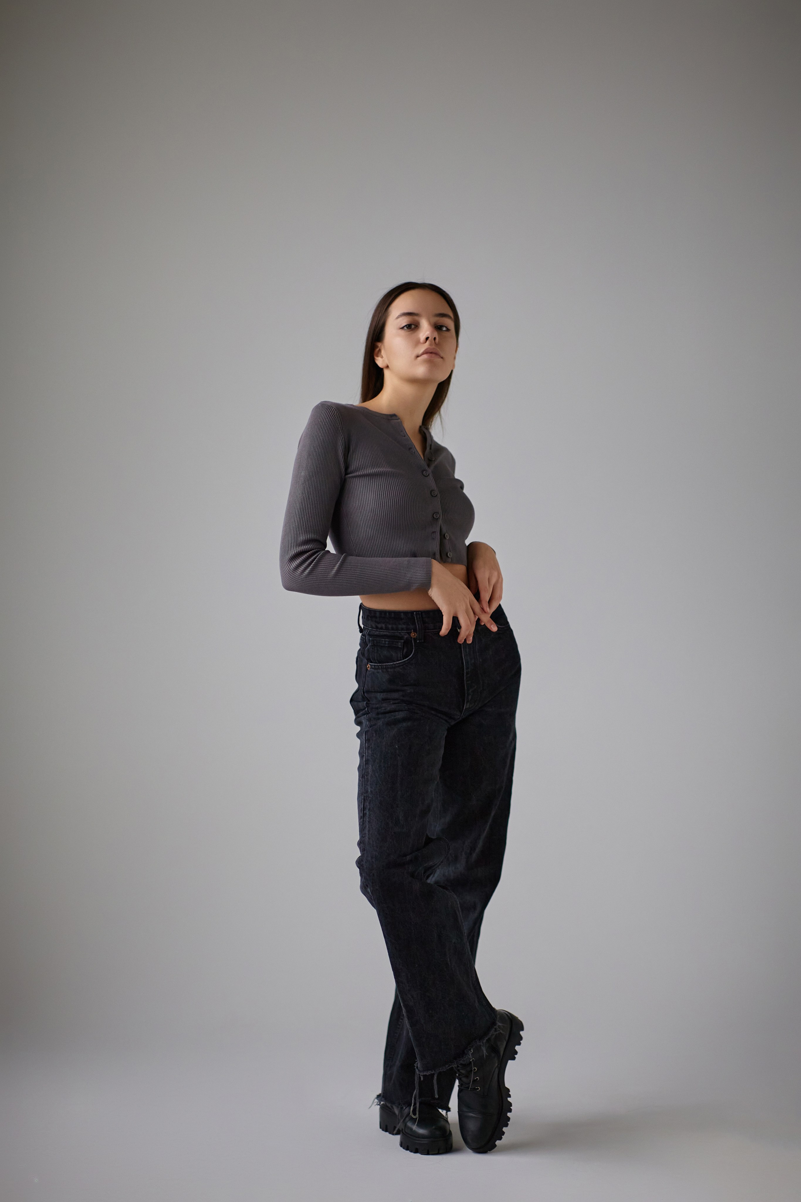 Женские модельные тесты: Откройте свой потенциал в мире моды. Портретный фотограф в Москве Виталий Пересветов