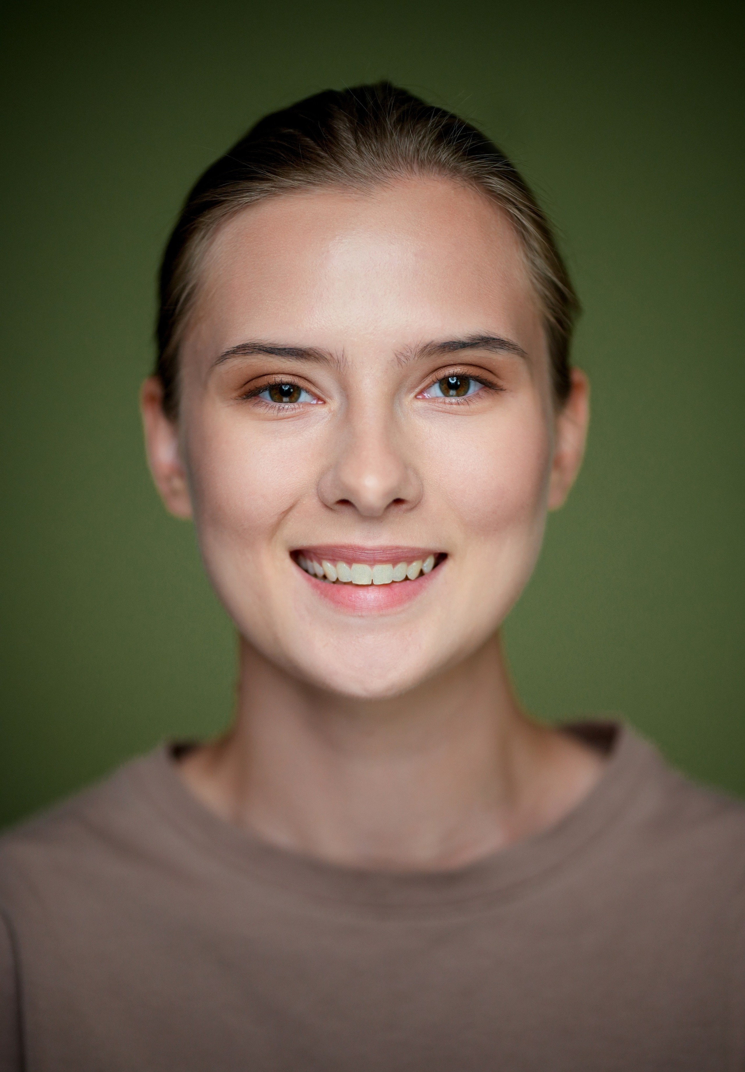 Актриса Юлиана Высоцкая. Портретная съемка в Москве, студийный фотограф Игорь Фомин