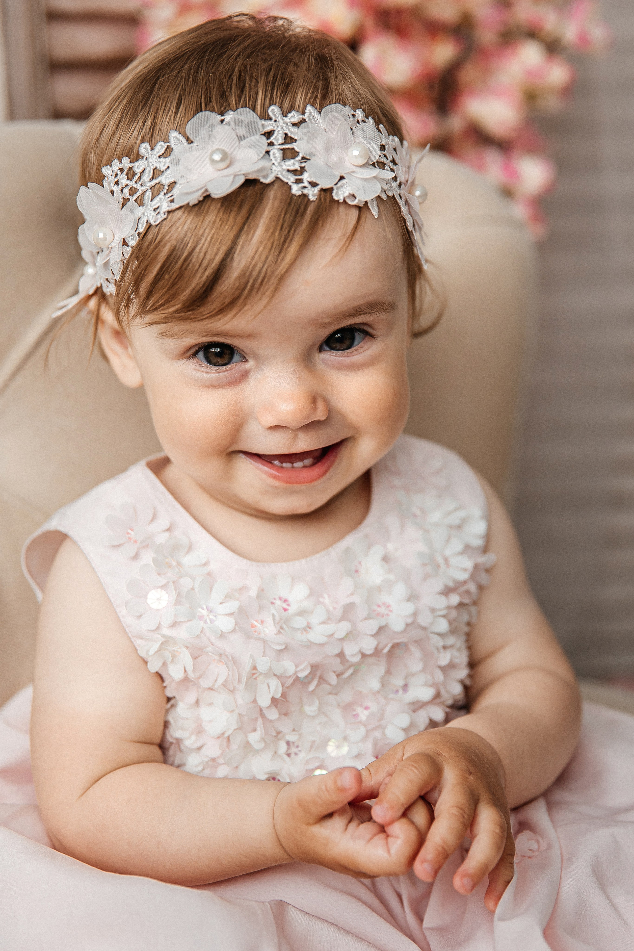 Минимализм (единичка, буквы-кубики, отдельный реквизит на фоне). Детский фотограф, выпускные альбомы в Нижнем Новгороде Бодягина Мария