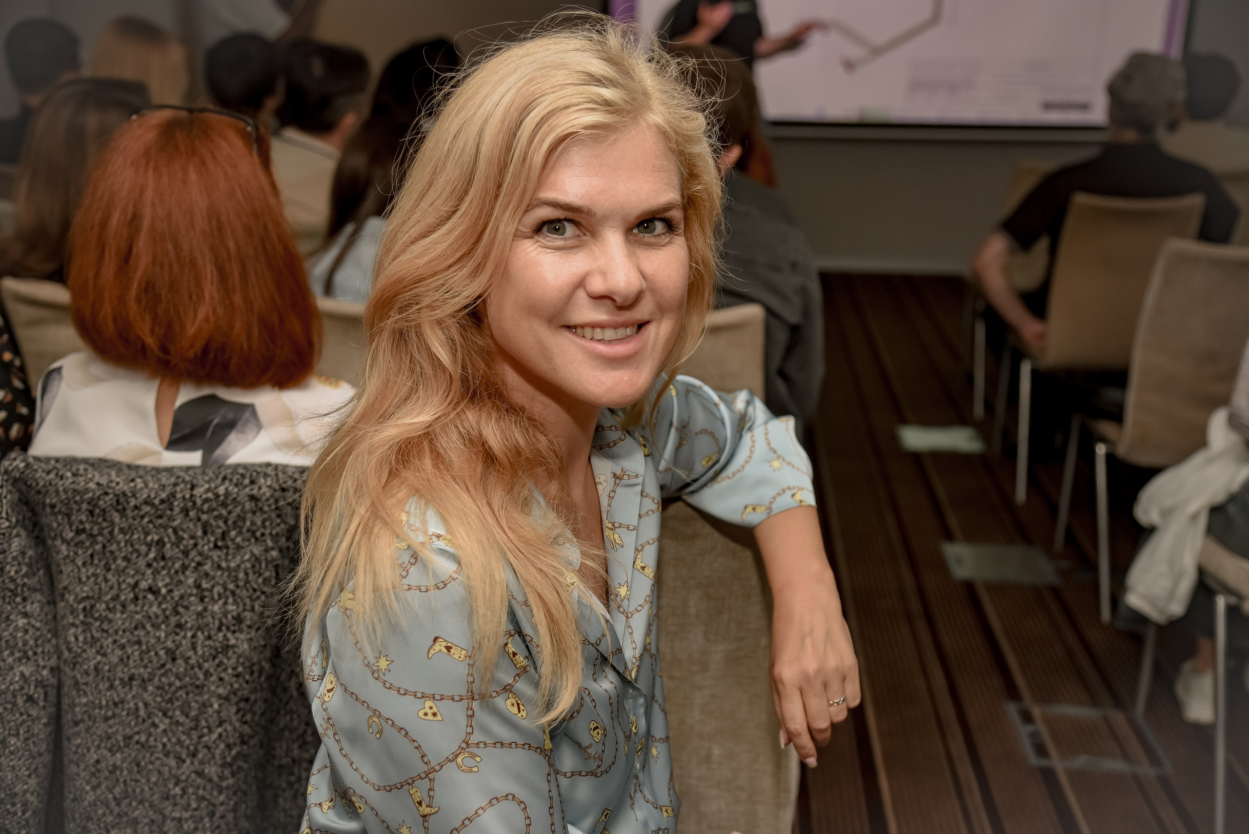 Конференция дизайнеров. Семейный и свадебный фотограф в г. Уфа Динара