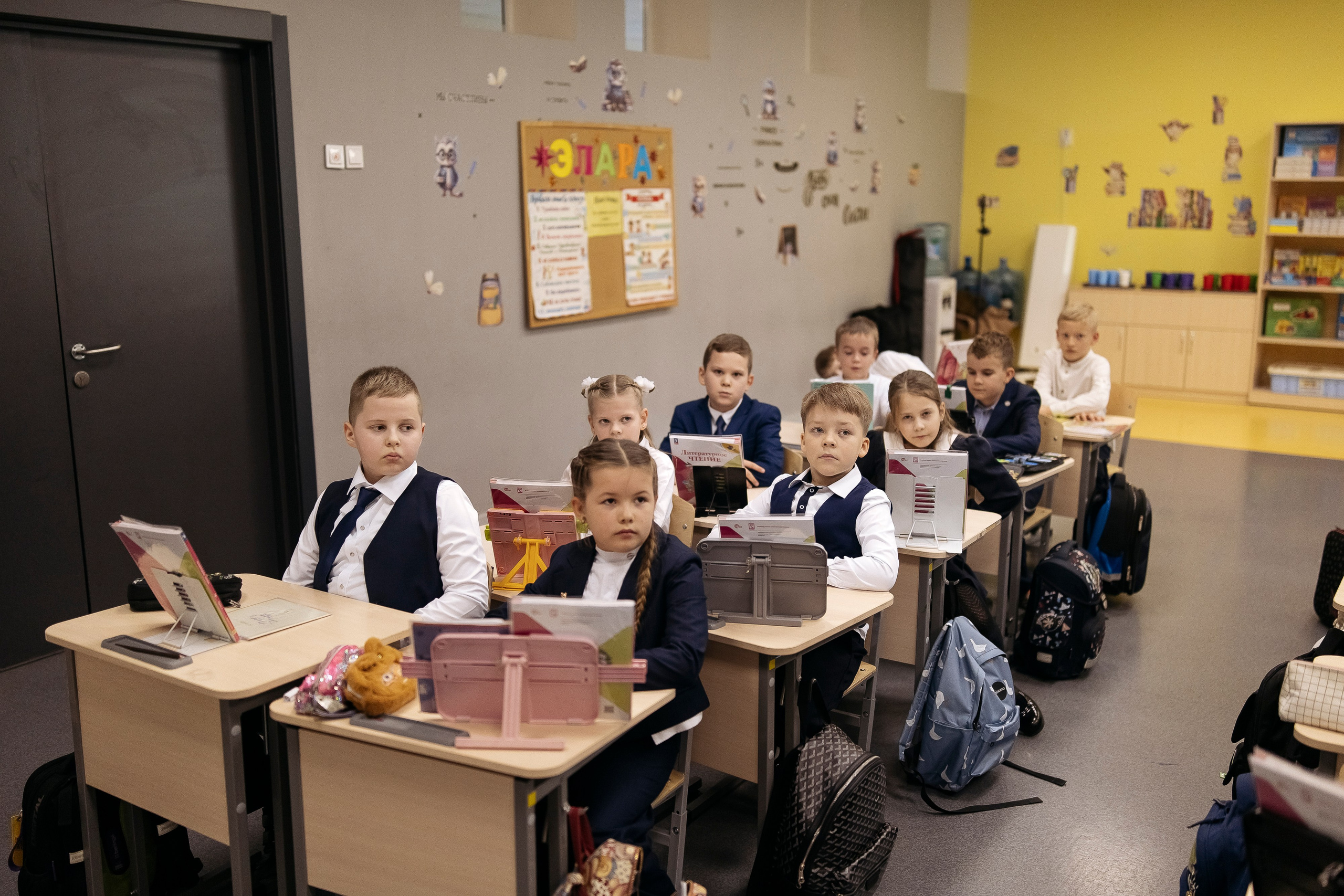 9 гимназия. Семейный и свадебный фотограф в Москве Леванова Александра