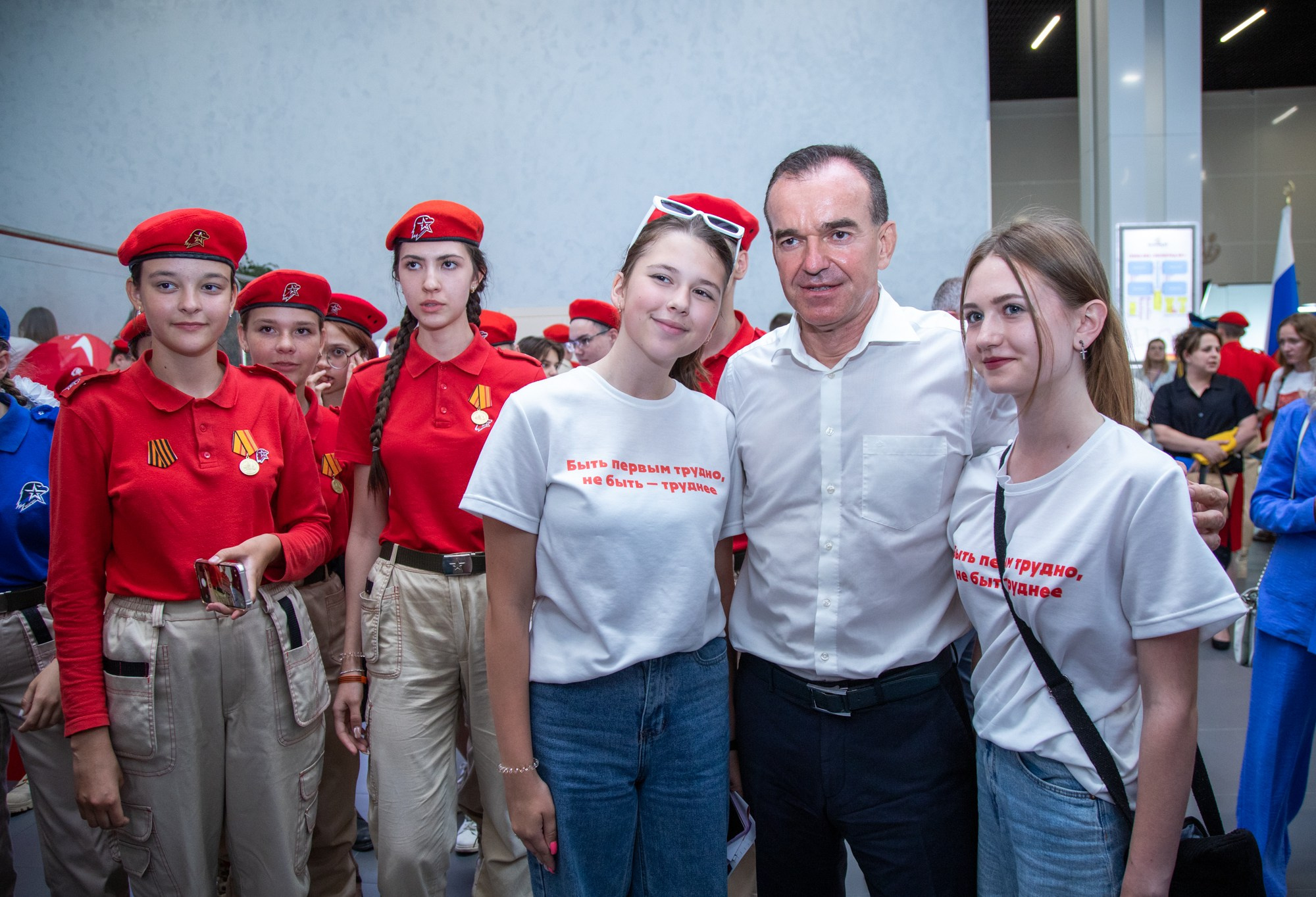 Краевой День молодёжи в Краснодаре 2023. Репортажный, промышленный и маркетплейс-фотограф Дмитрий Чернат