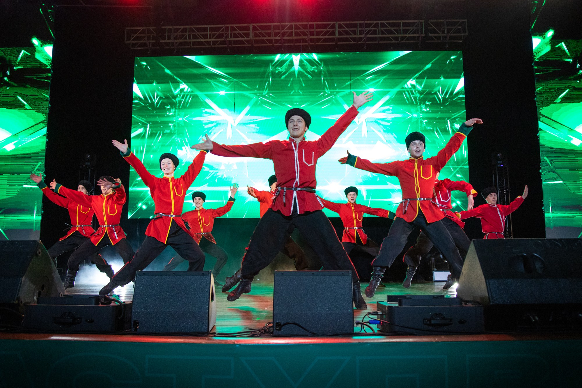 Гала-концерт «Студвесна на Кубани». Репортажный, промышленный и маркетплейс-фотограф Дмитрий Чернат