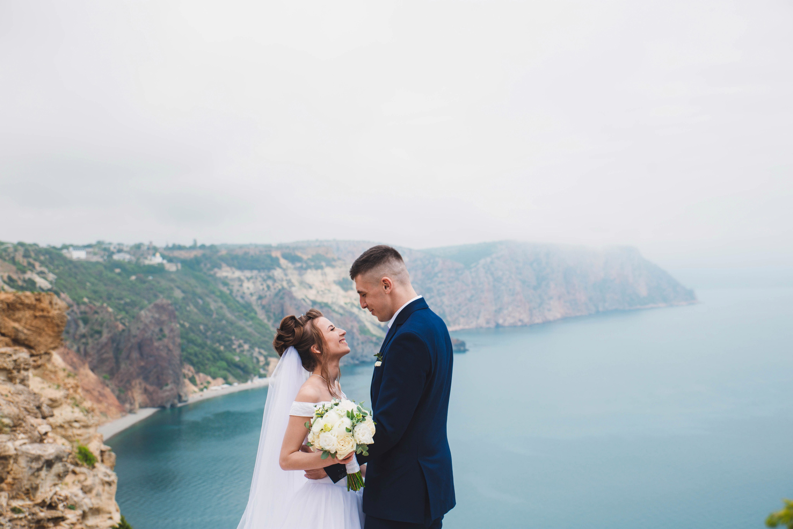 Яна & Александр. Свадебная фотосессия на Фиоленте. Свадебный и контент фотограф в Севастополе и Крыму Марина Данилова