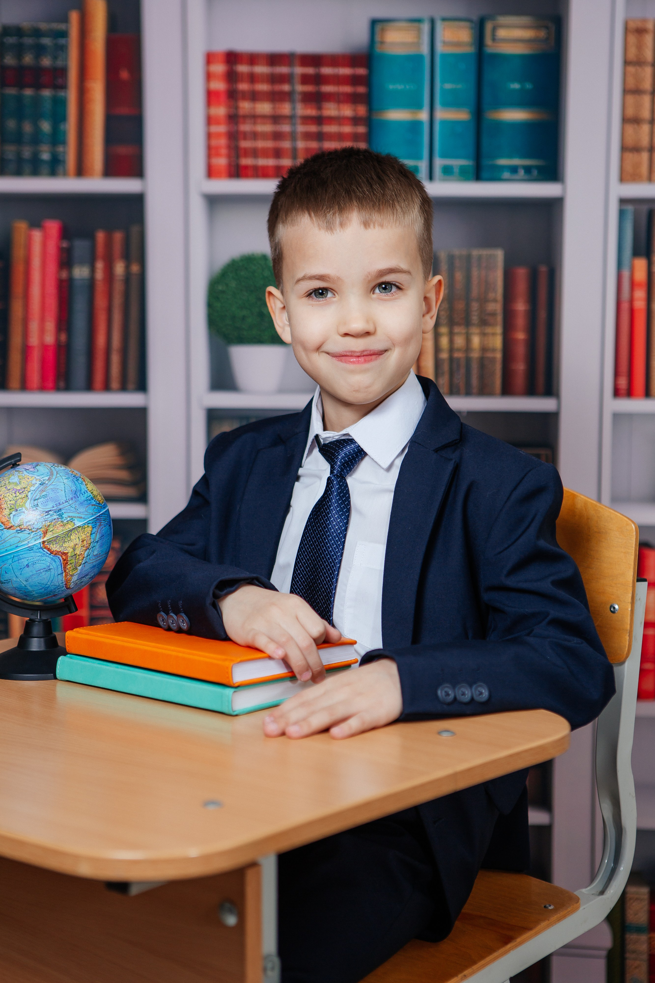 Стеллаж. Выездной проект. Фото дети. Выпускные альбомы Нижний Тагил