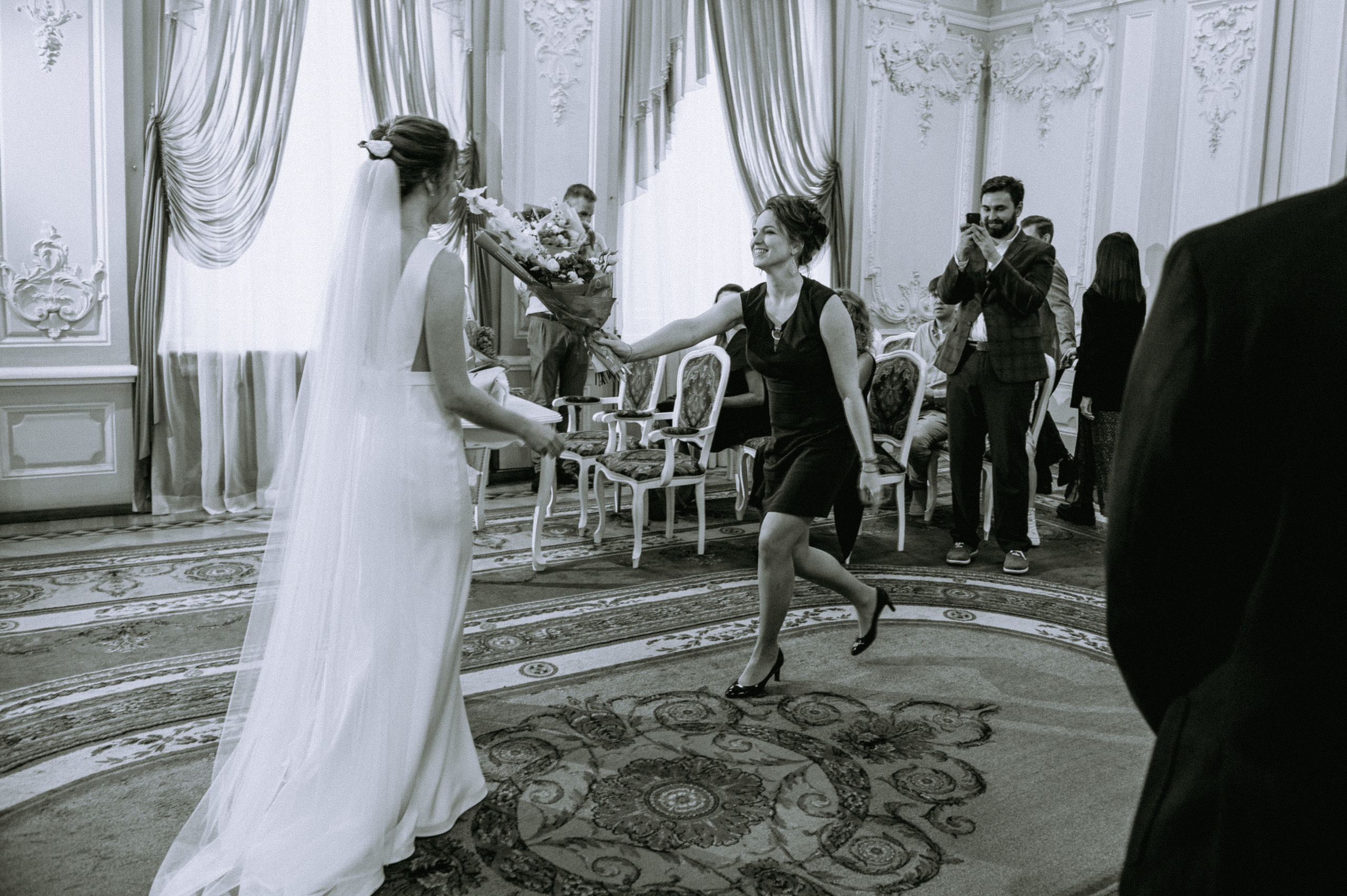 Женя и Макс. Все дело в булочках