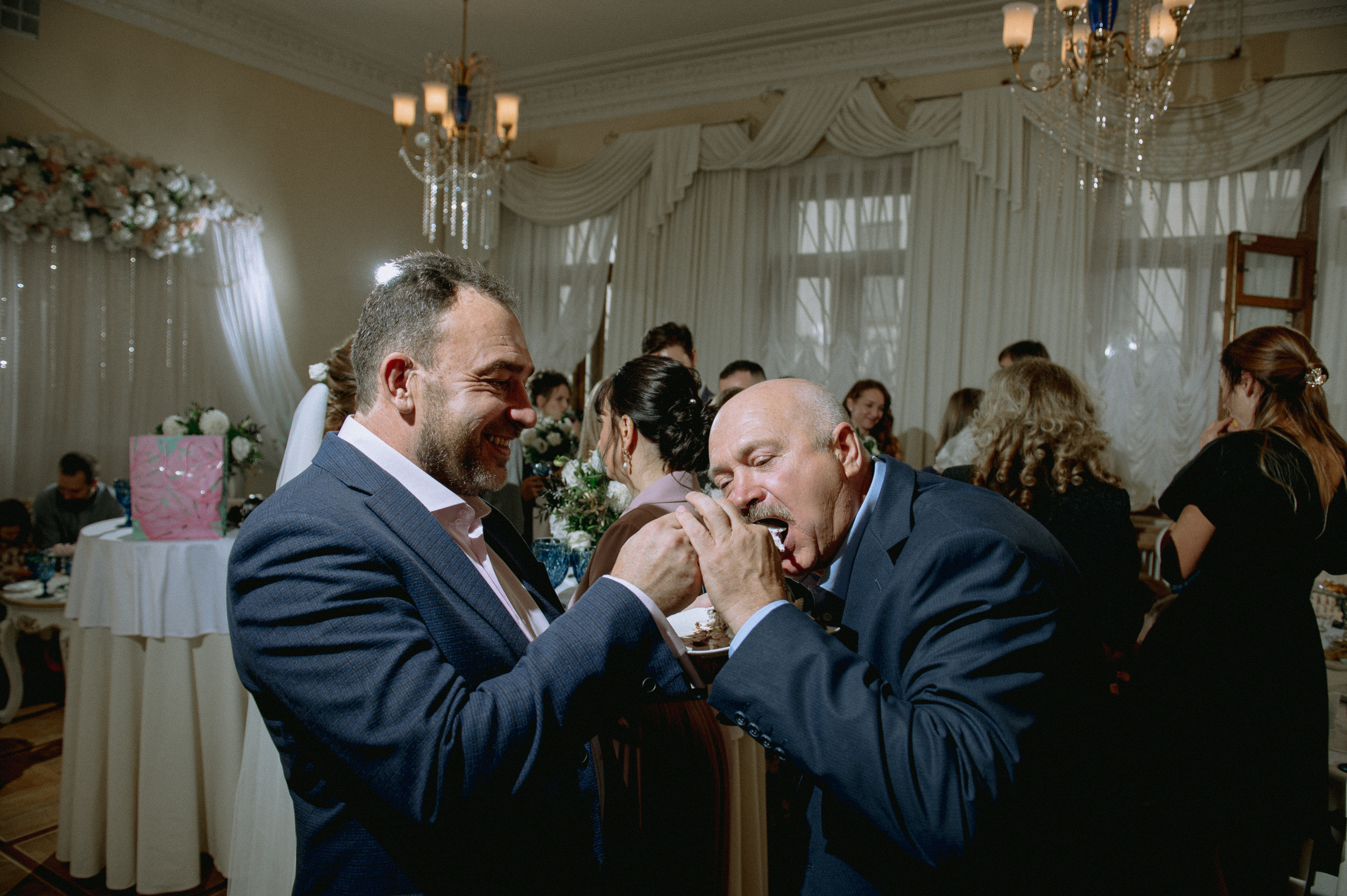 Женя и Макс. Все дело в булочках