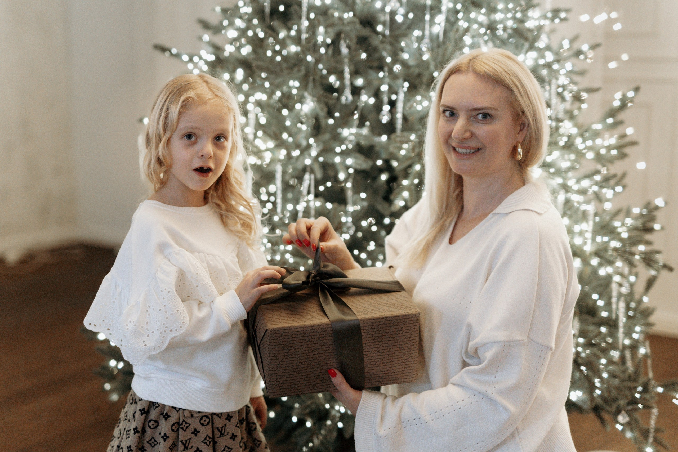 Семейная фотосессия в студии для Марины, Михаила и детей. Свадебный фотограф в Тамбове Павел Четвертков