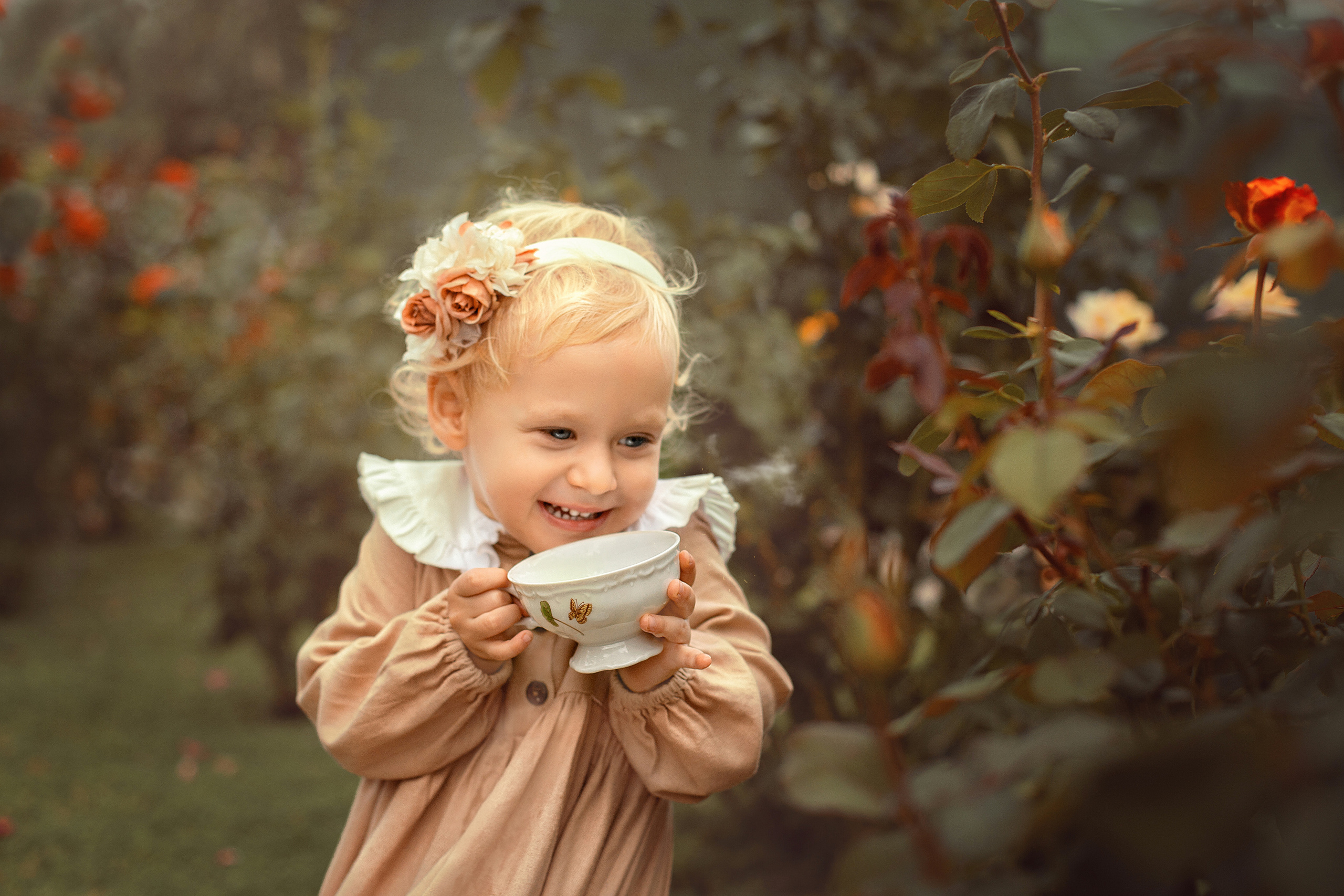 Чаепите в розовом саду. Фотограф в Волгодонске Елена Орешкина