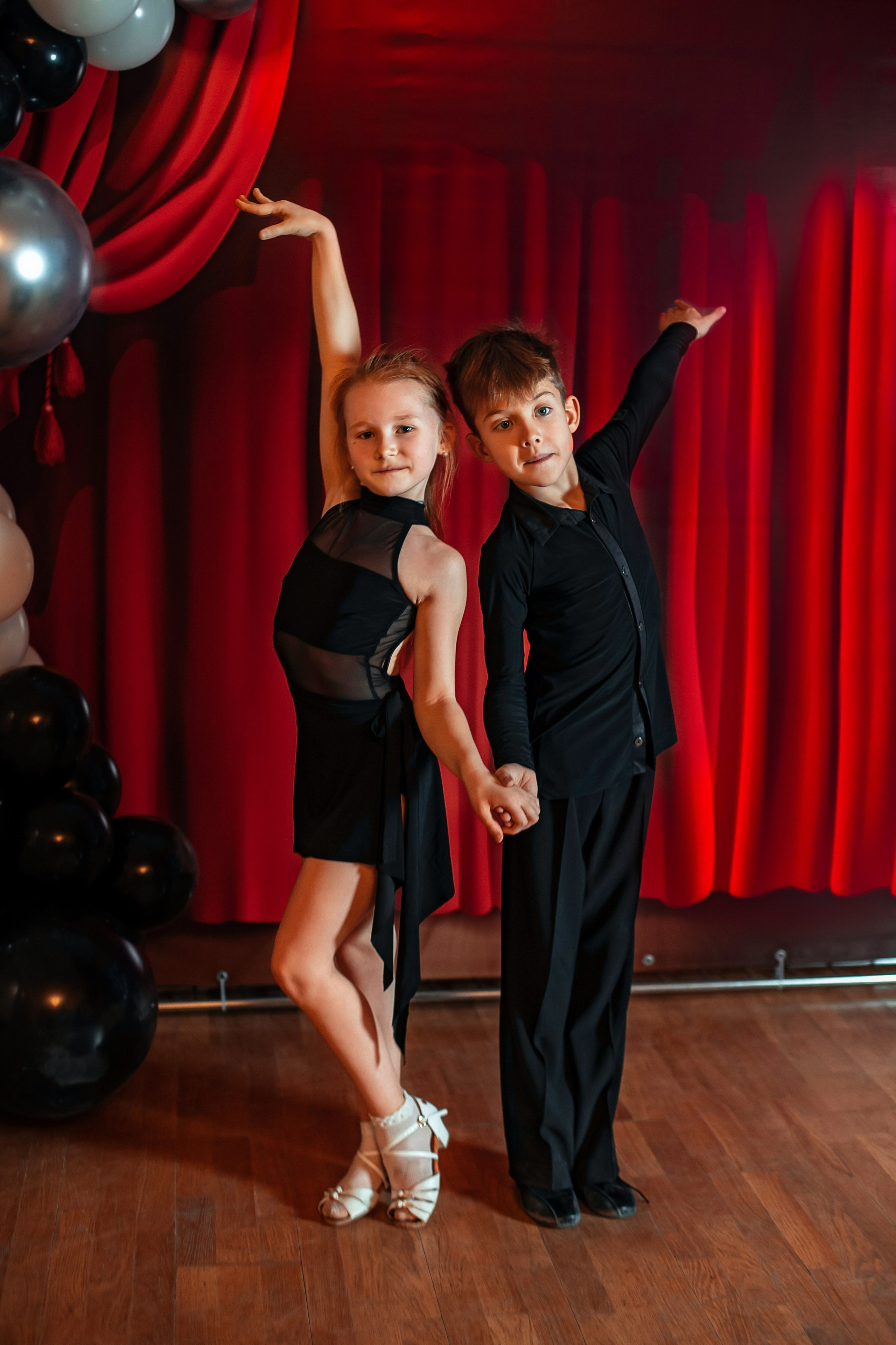 Звёздный вальс. Пары. Марк и Марика. Звёздный Вальс — фотохроника