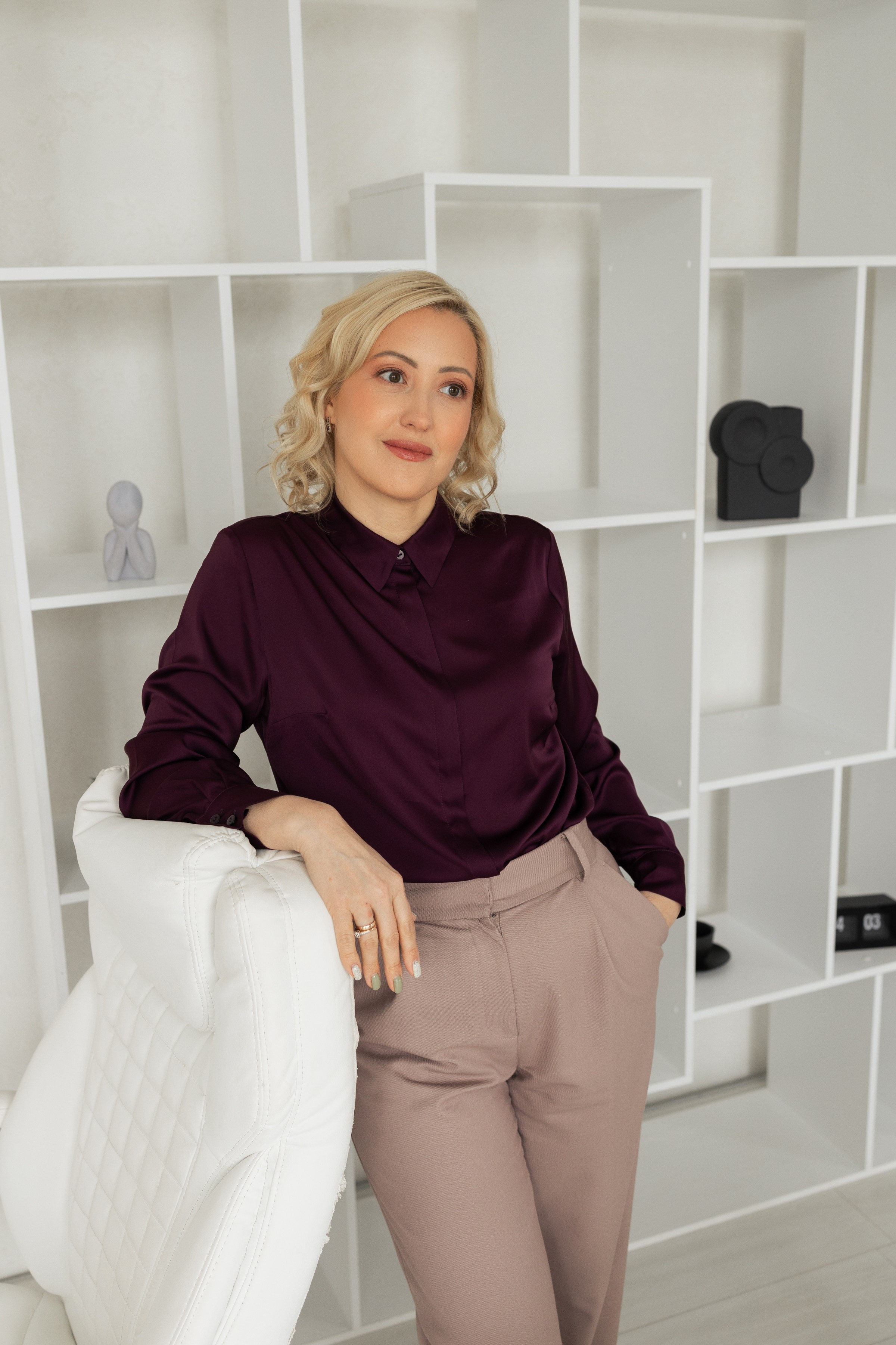 Деловой портрет. Портретный фотограф СПб, женский фотограф, минимализм и эстетика