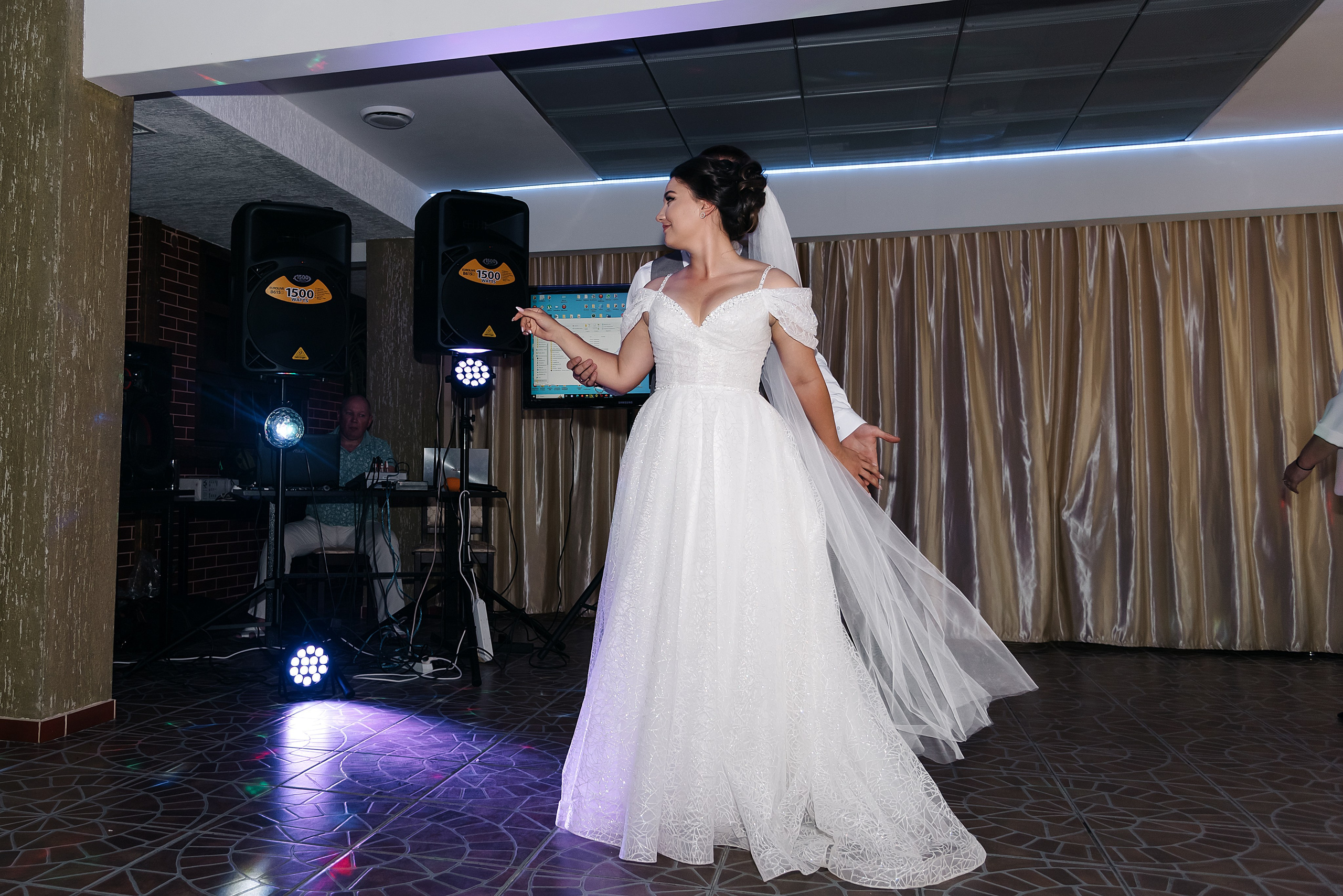 Роман и Карина. Фотограф Волжский Екатерина Егорова