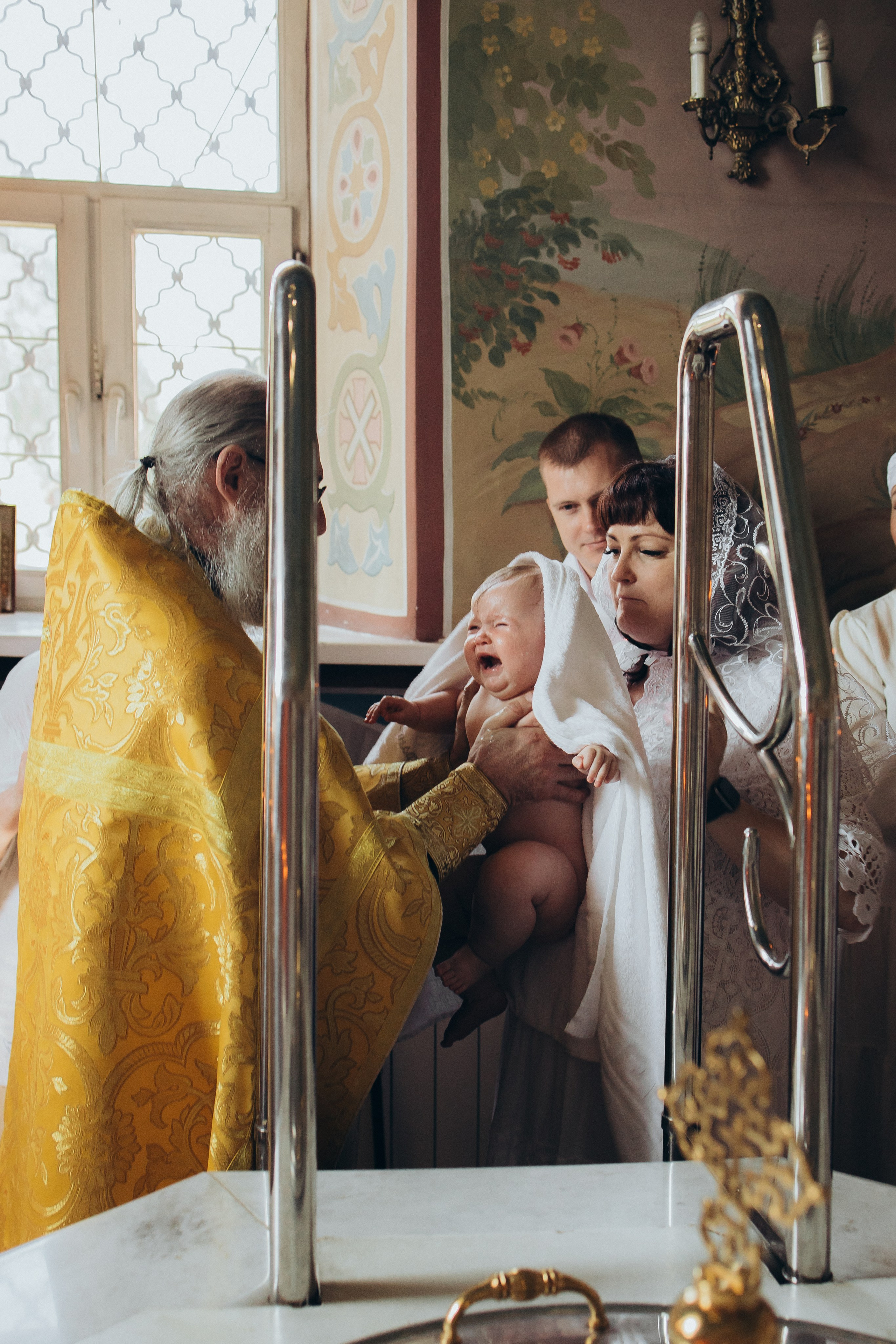 Таинство Крещения Деи в церкви Троицы Живоначальной в Карабанове. Детский и семейный фотограф в Пушкино, Мытищи, Москва Сергеева Светлана