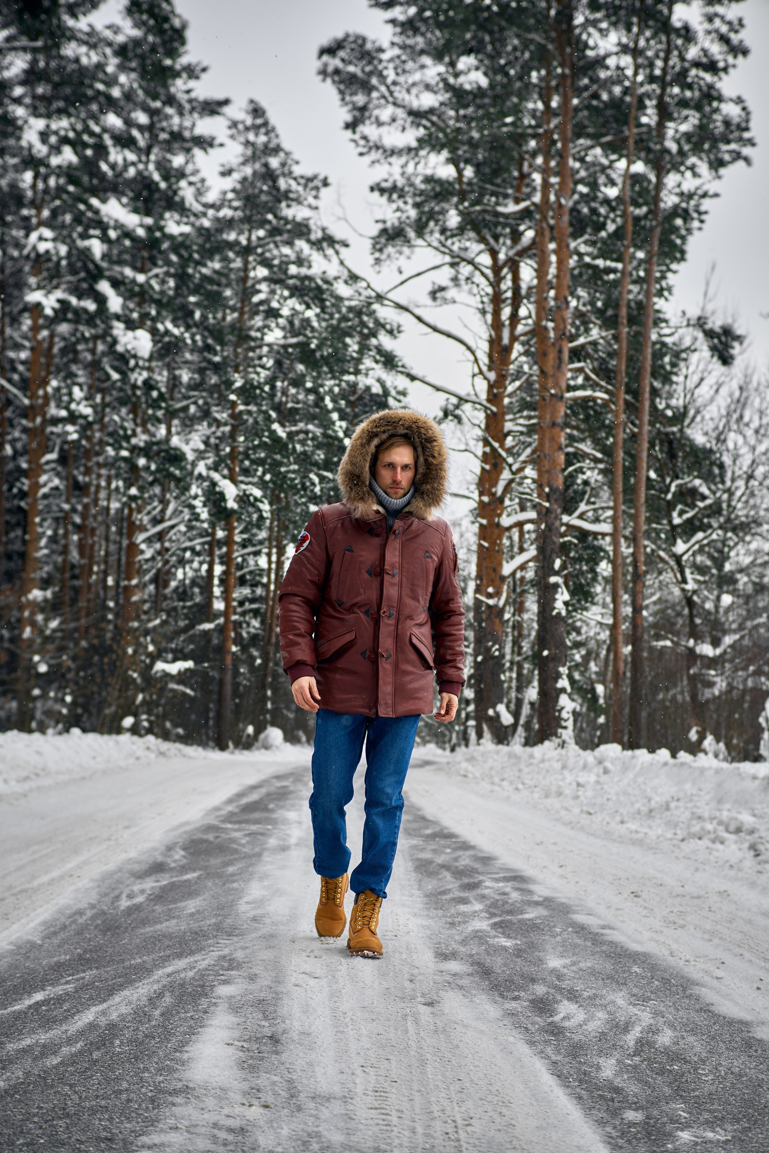 BIZON STORE. Портретная и Fashion фотосъемка в Москве КРИС KISS. Лукбуки и каталоги