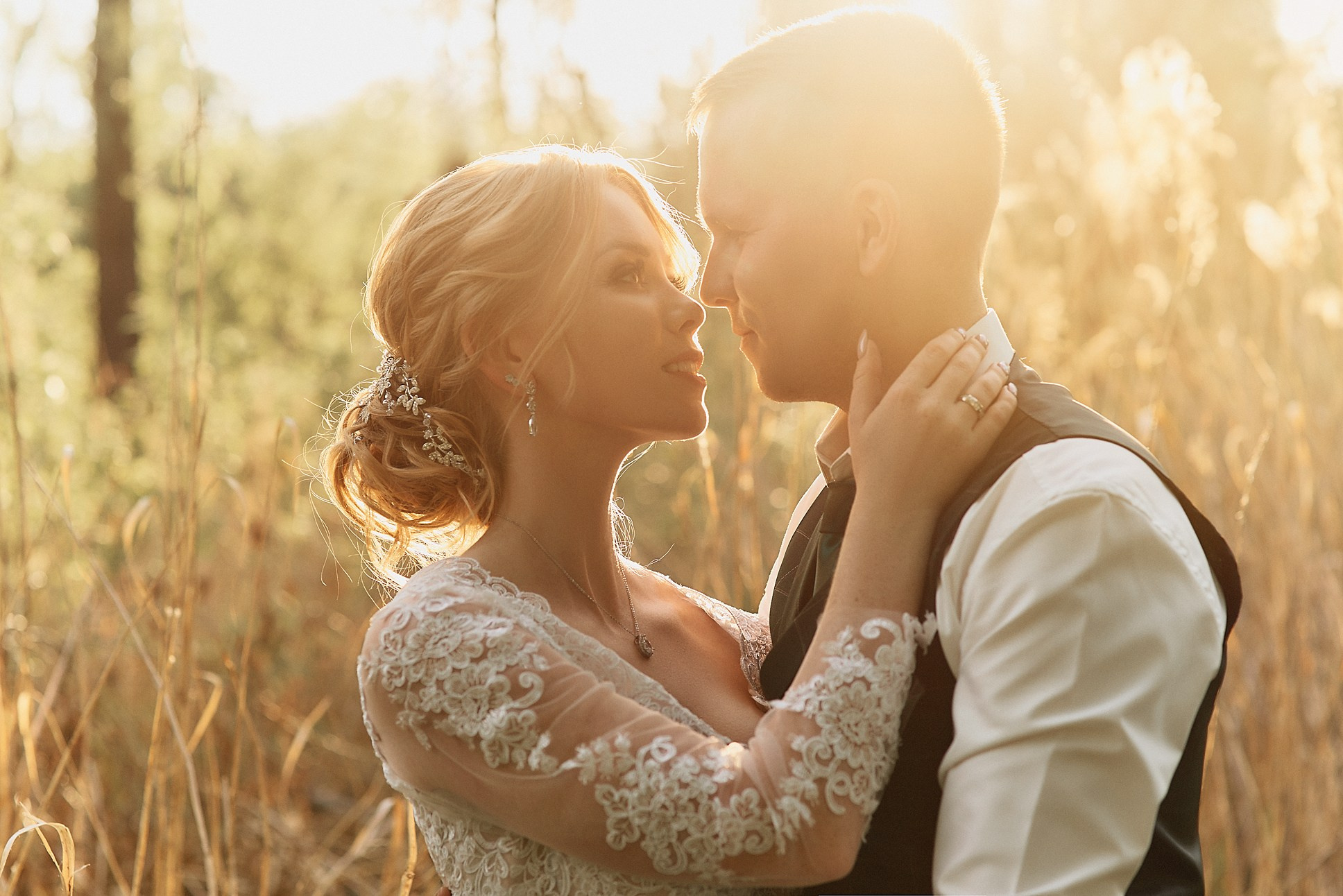 Свадебный фотограф в Екатеринбурге – цены и портфолио. Фотосъемка свадьбы в Екатеринбурге | Профессиональный фотограф. Фотограф Сергей Якубицкий Екатеринбург