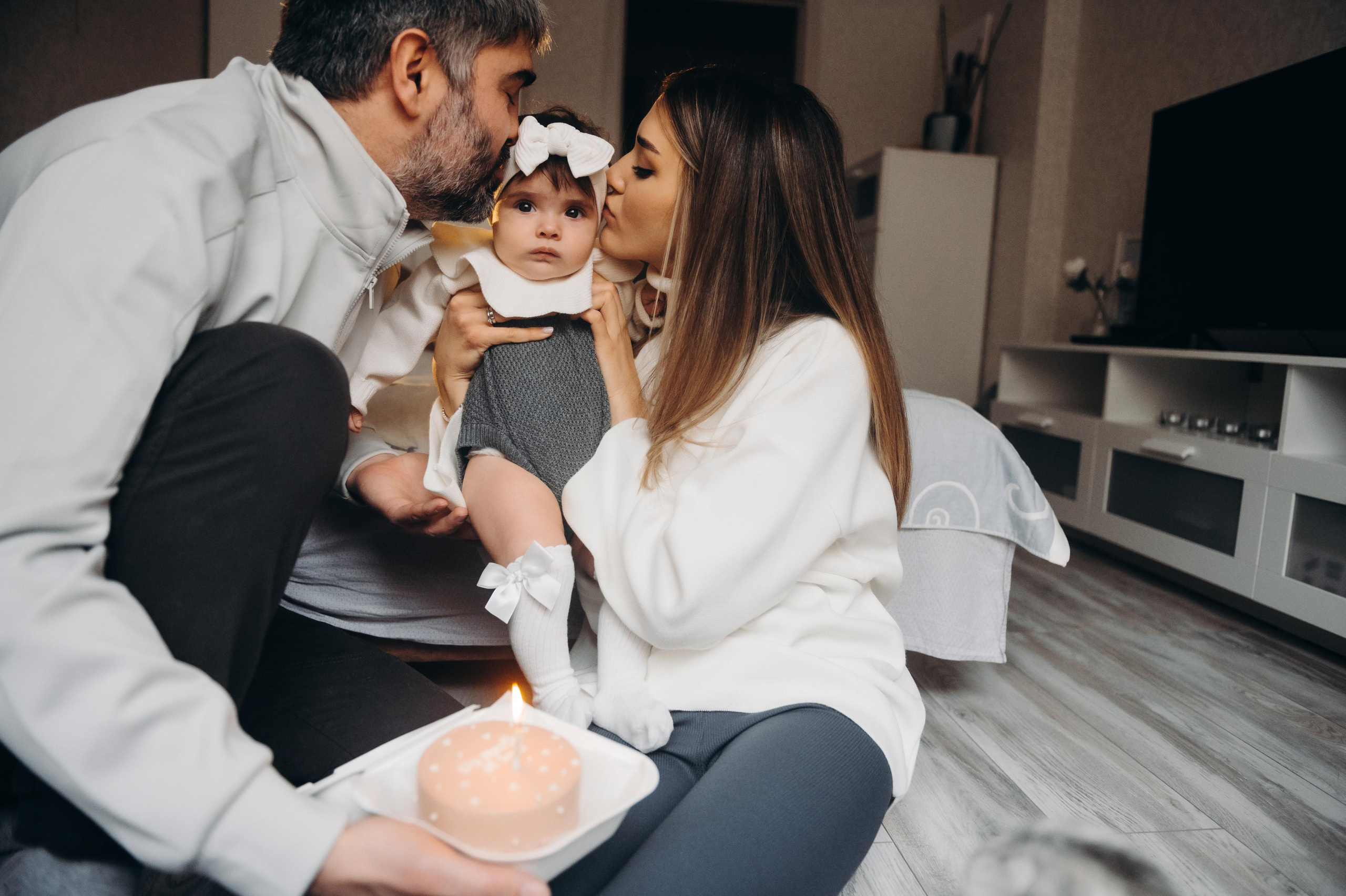 Пол года Аделине. Главная