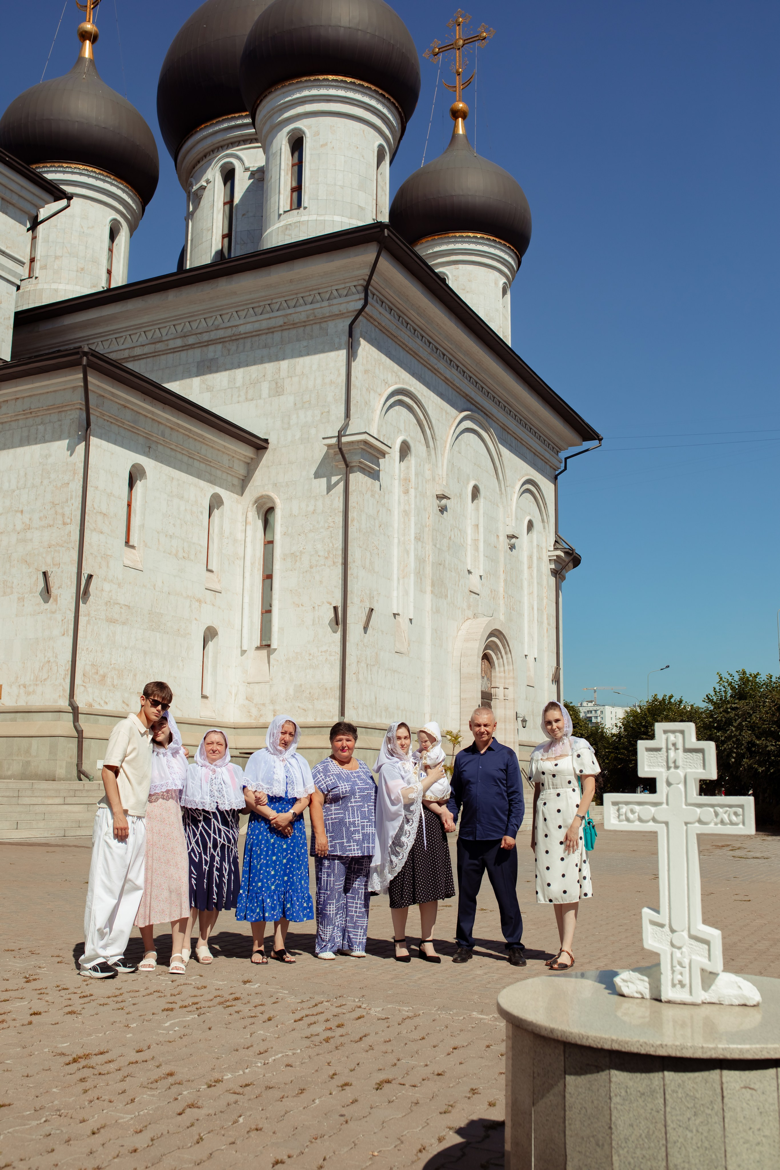 Крещение Ивана в темном храме. Семейный и детский фотограф в Москве Дорогова Екатерина
