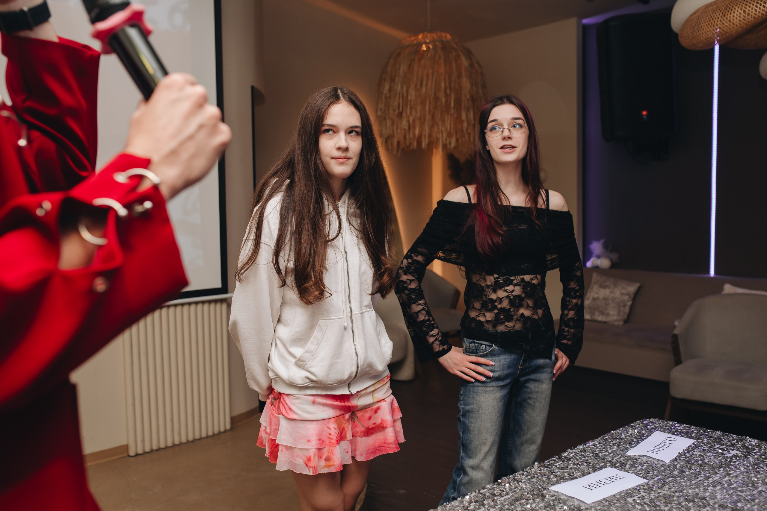 Выпускной 9-го класса в лофте Август. Семейный и детский фотограф в Москве Дорогова Екатерина