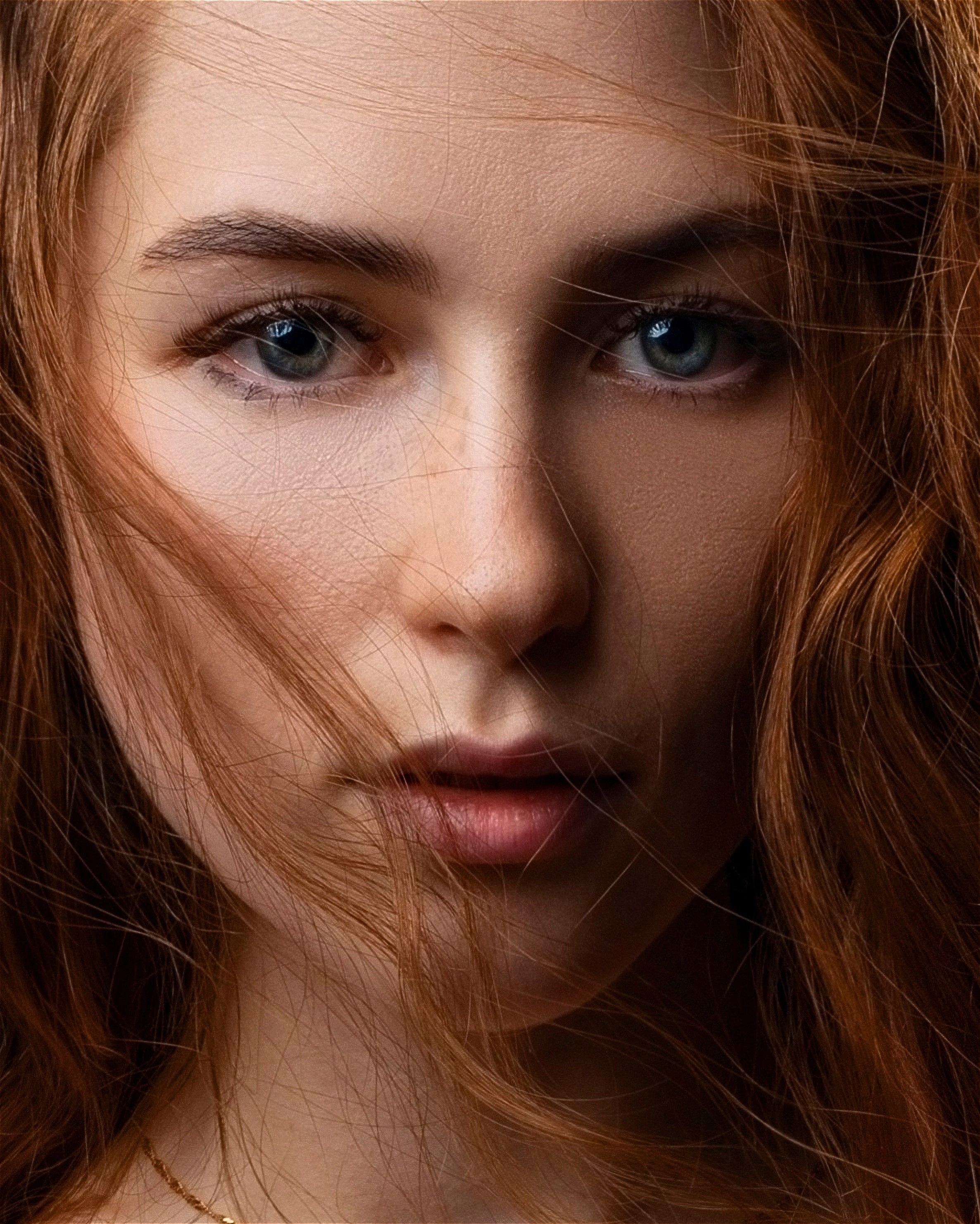 Индивидуальная фотосессия в городе Казань. Портретный и предметный фотограф в Казани Александр Малафеев