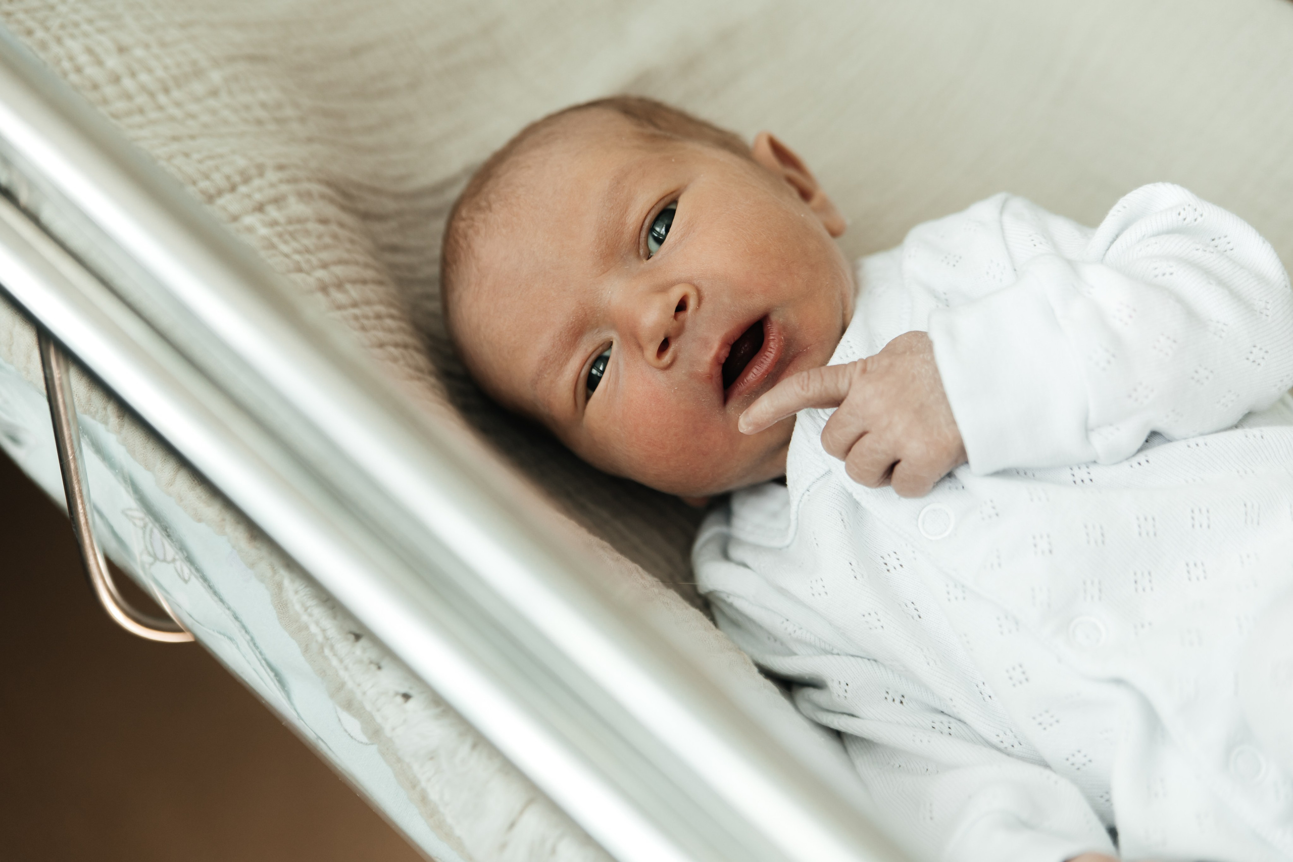 Полина. Фотосъёмки в роддоме. Семейный фотограф в Калуге Ирина Ушакова. Фотограф на роды