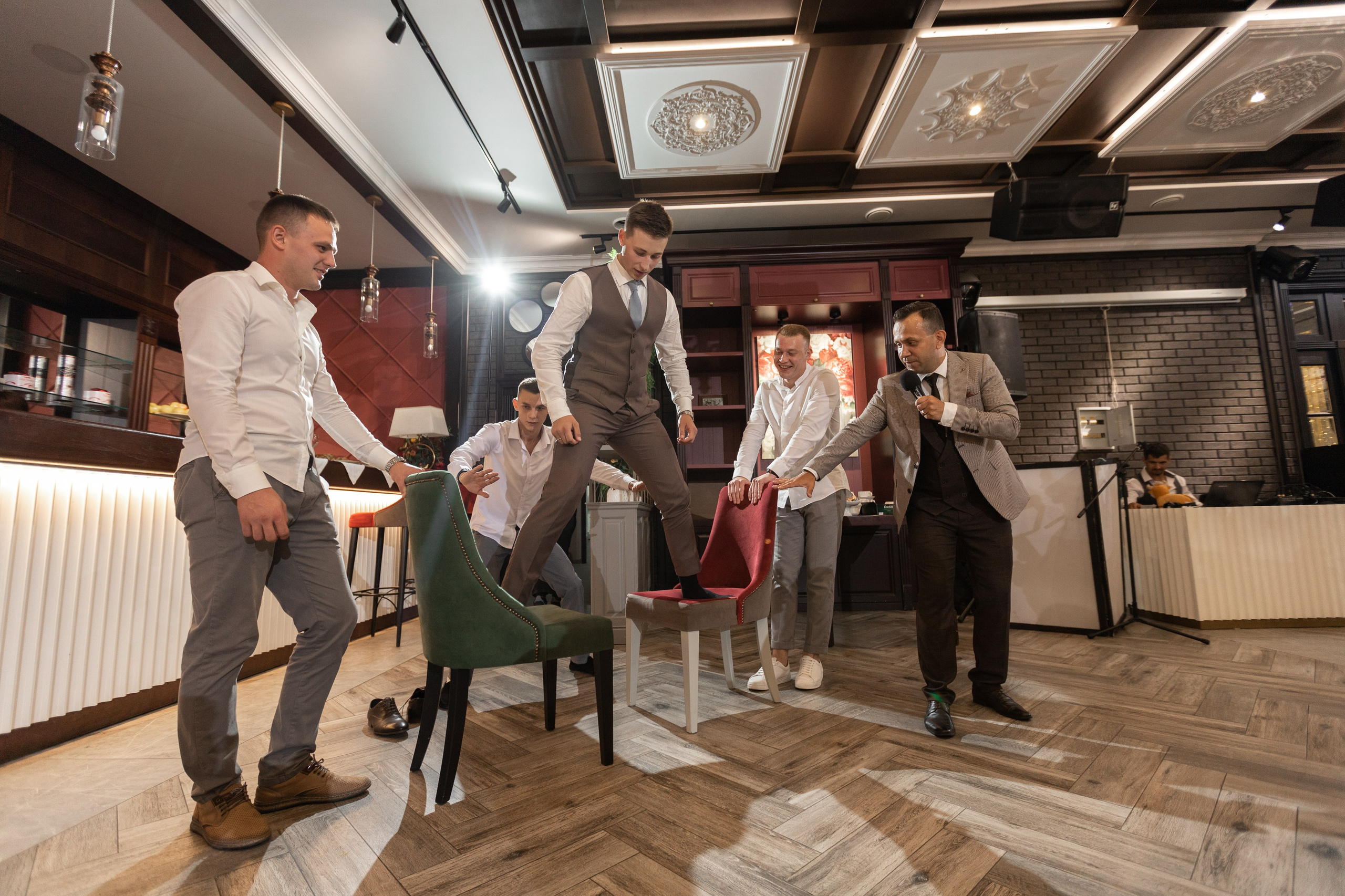 Свадебный фотограф Уфа — Руслан ГабдлисламовЖивые эмоции, красивые кадры, воспоминания на всю жизнь.Работаю по всей Республике Башкортоста. Свадебный фотограф Уфа Руслан Габдлисламов