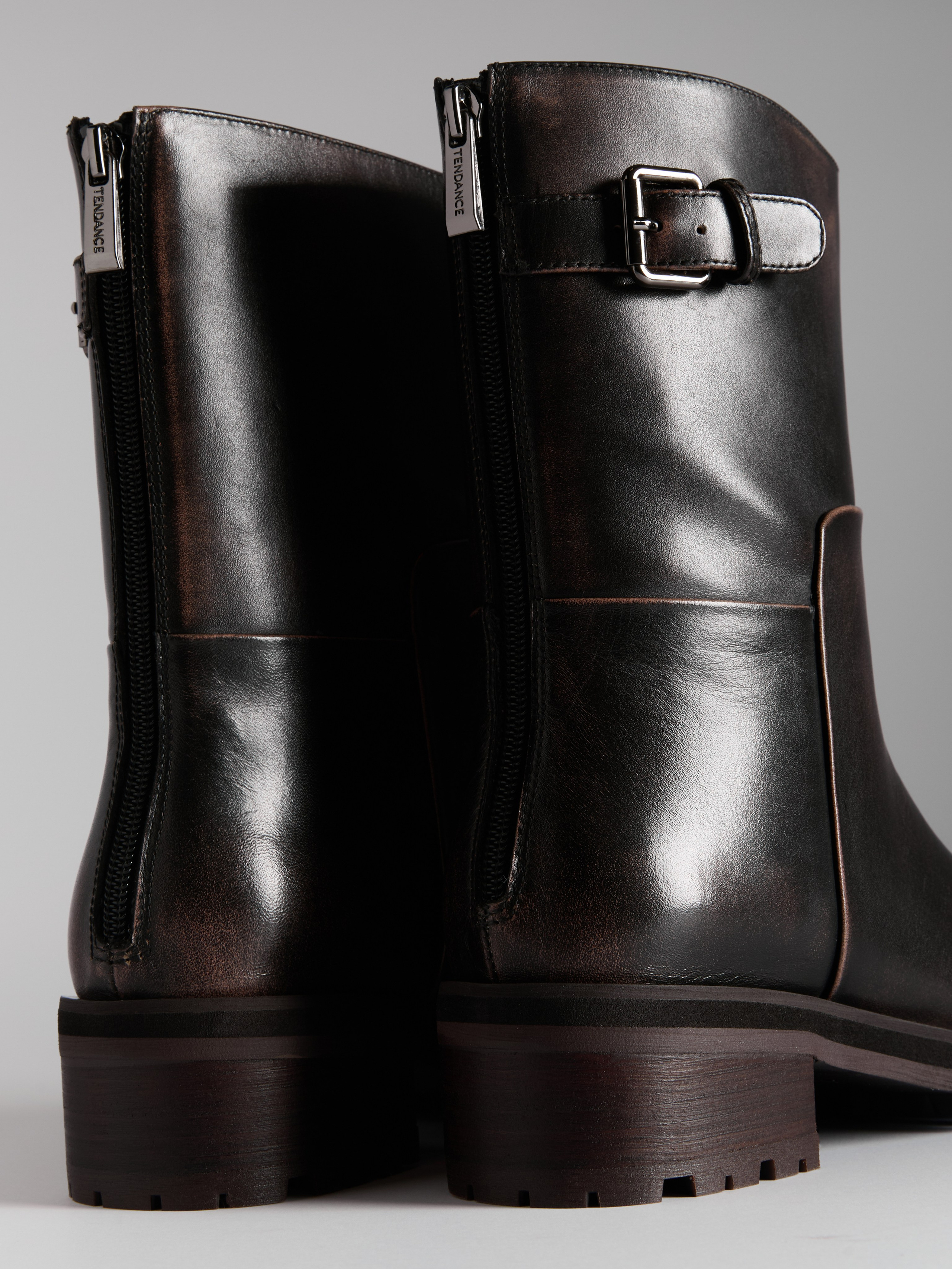 Предметный фотограф в Москве Евгений Шубин