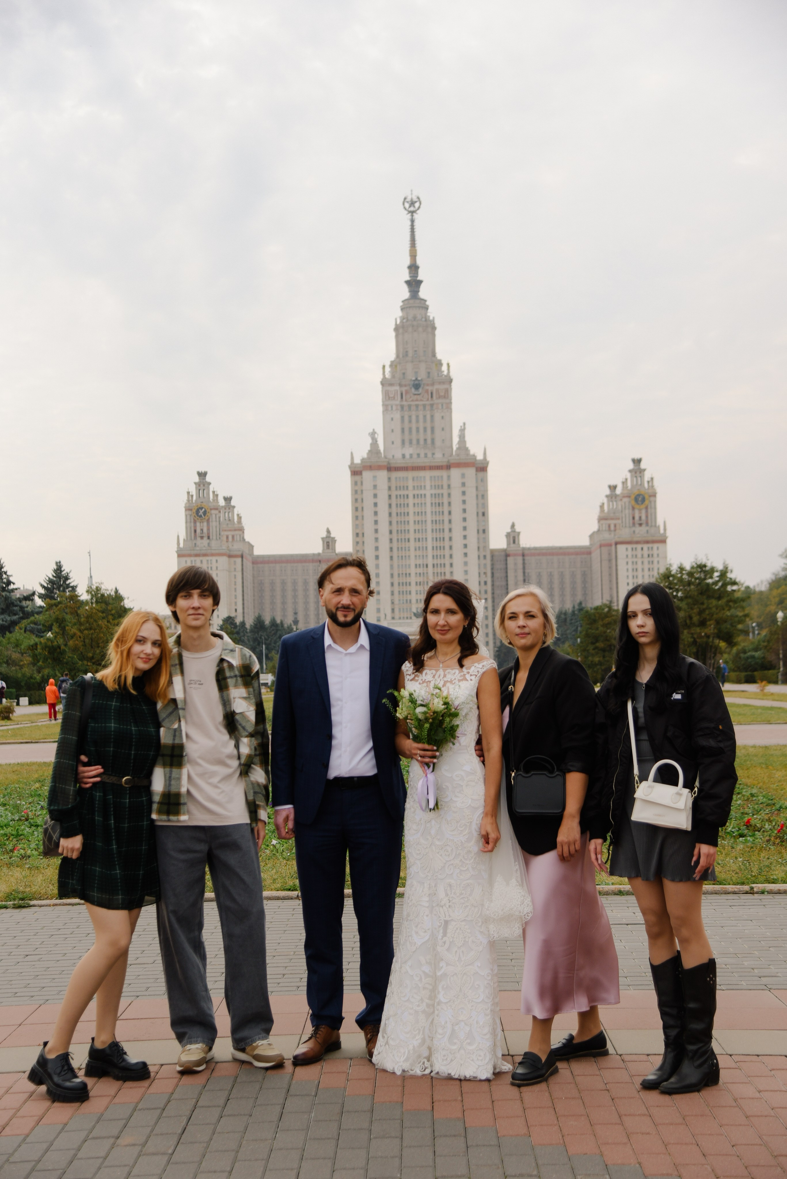 Венчание Храм Живоначальной Троицы на Воробьёвых горах. Фотограф Лола Волна, город Москва