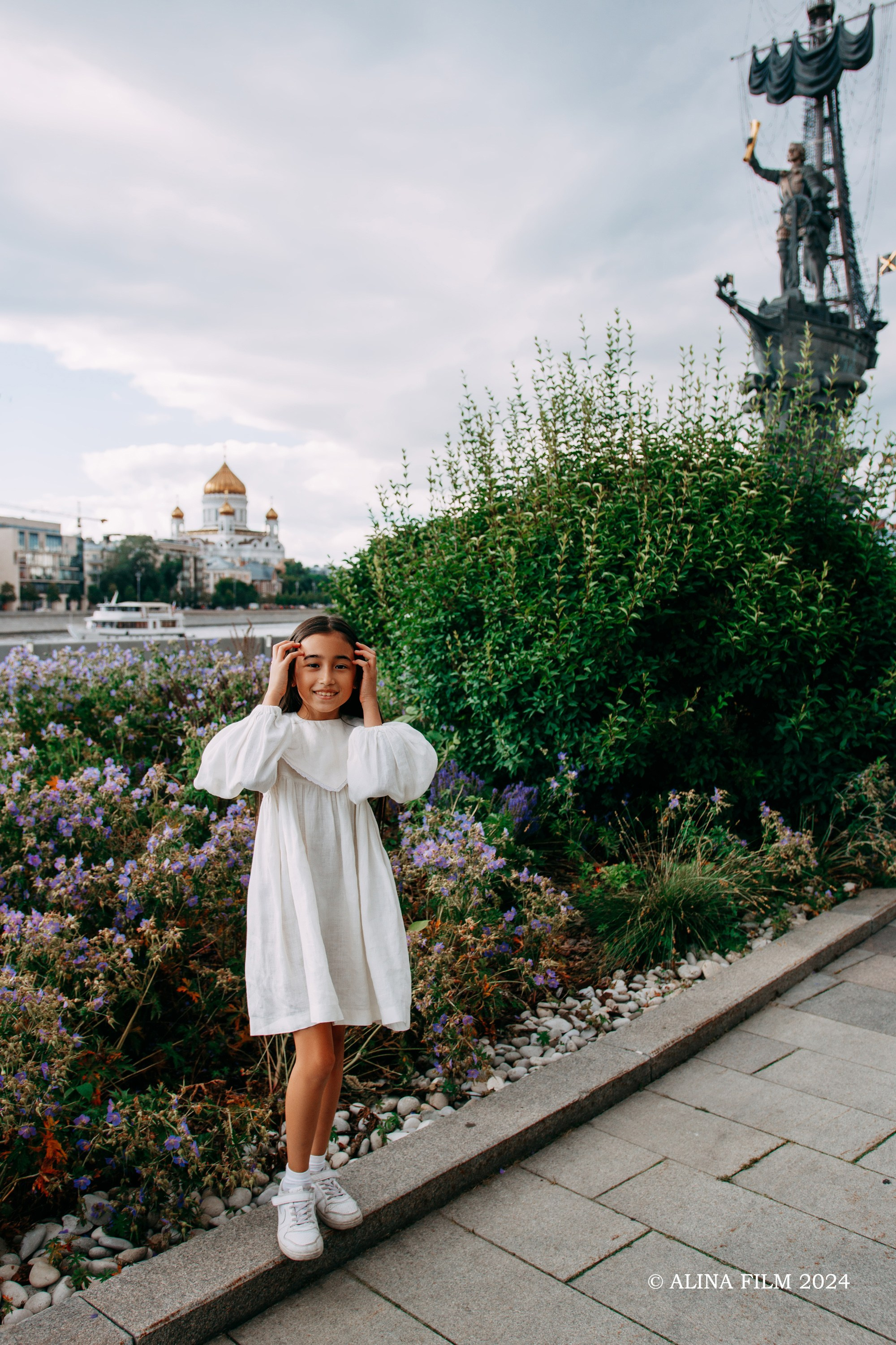 Москва (работаю по запросу). Фотограф в Санкт-Петербурге Alina Film